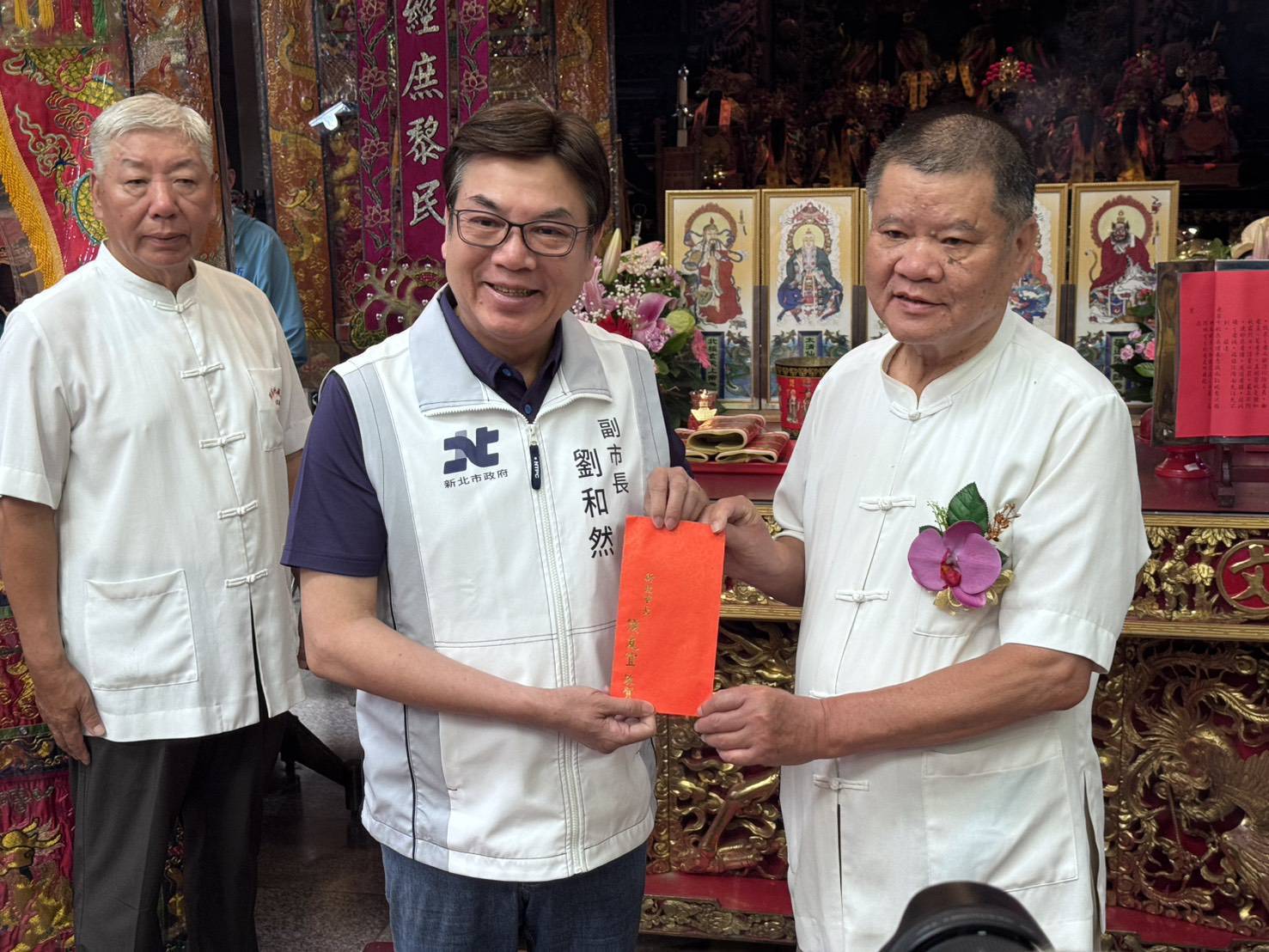 劉和然副市長感謝新莊地藏庵，平時致力於各項公益慈善，長期於各個面向回饋地方不遺餘力。