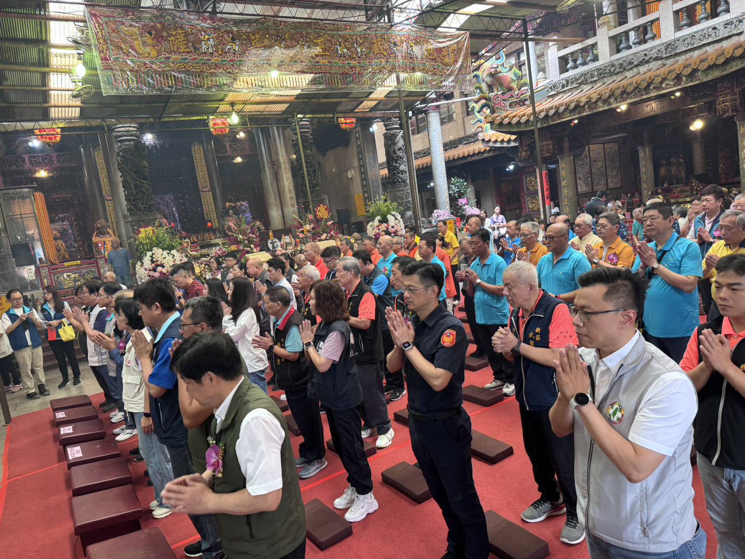 今(16)日為農曆五月初二文武大眾爺聖誕，新莊地藏庵舉行隆重三獻祝壽祭典。