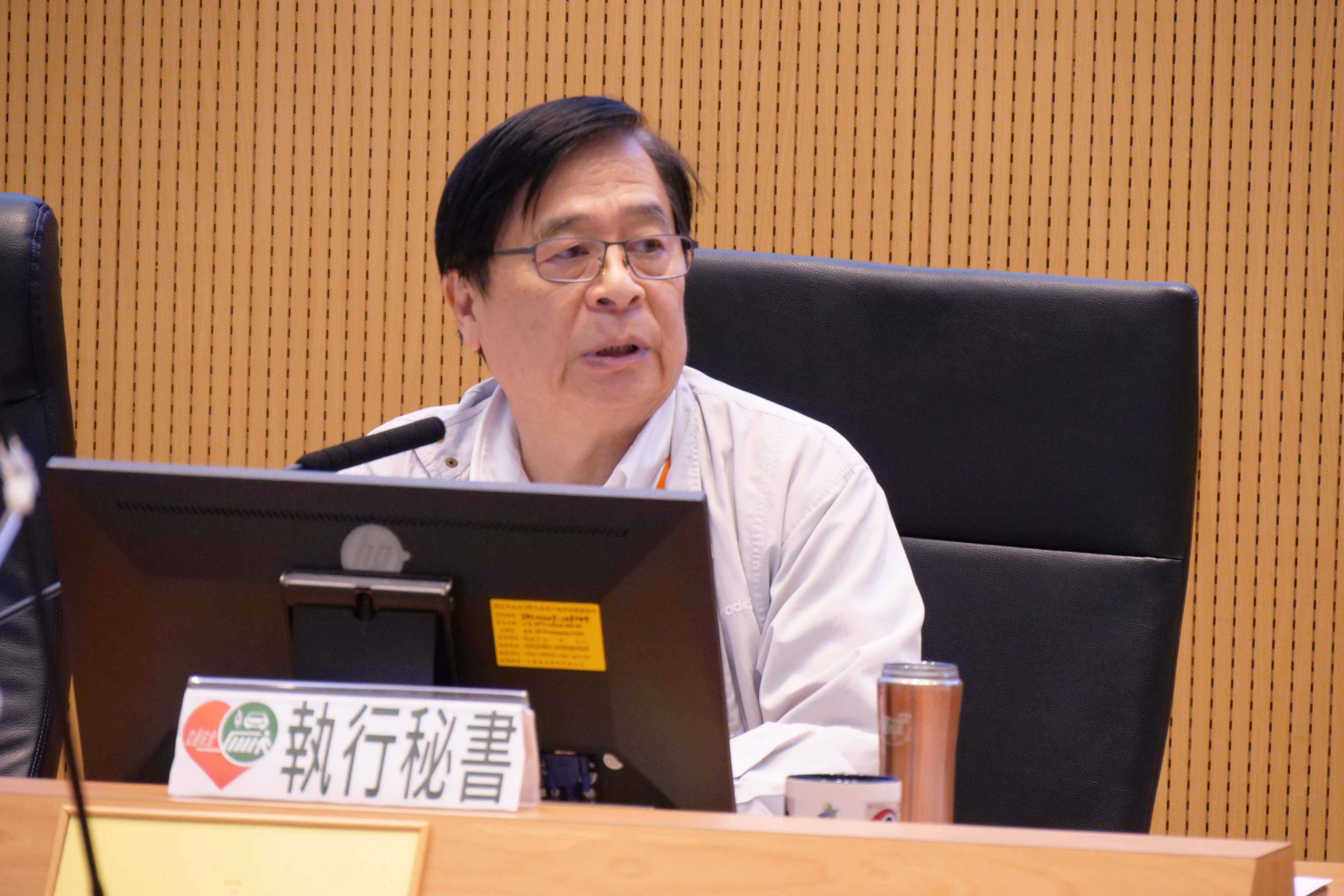 交通局長主持6月份道安會報