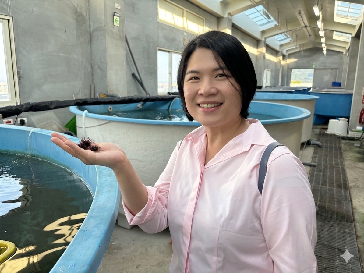 漁業處秘書蕭莉芳攜手團隊整合本市全國產量第一的白帶魚、萬里蟹、貢寮鮑及全國產量第二的鯖魚，成功打響「新北海派」品牌