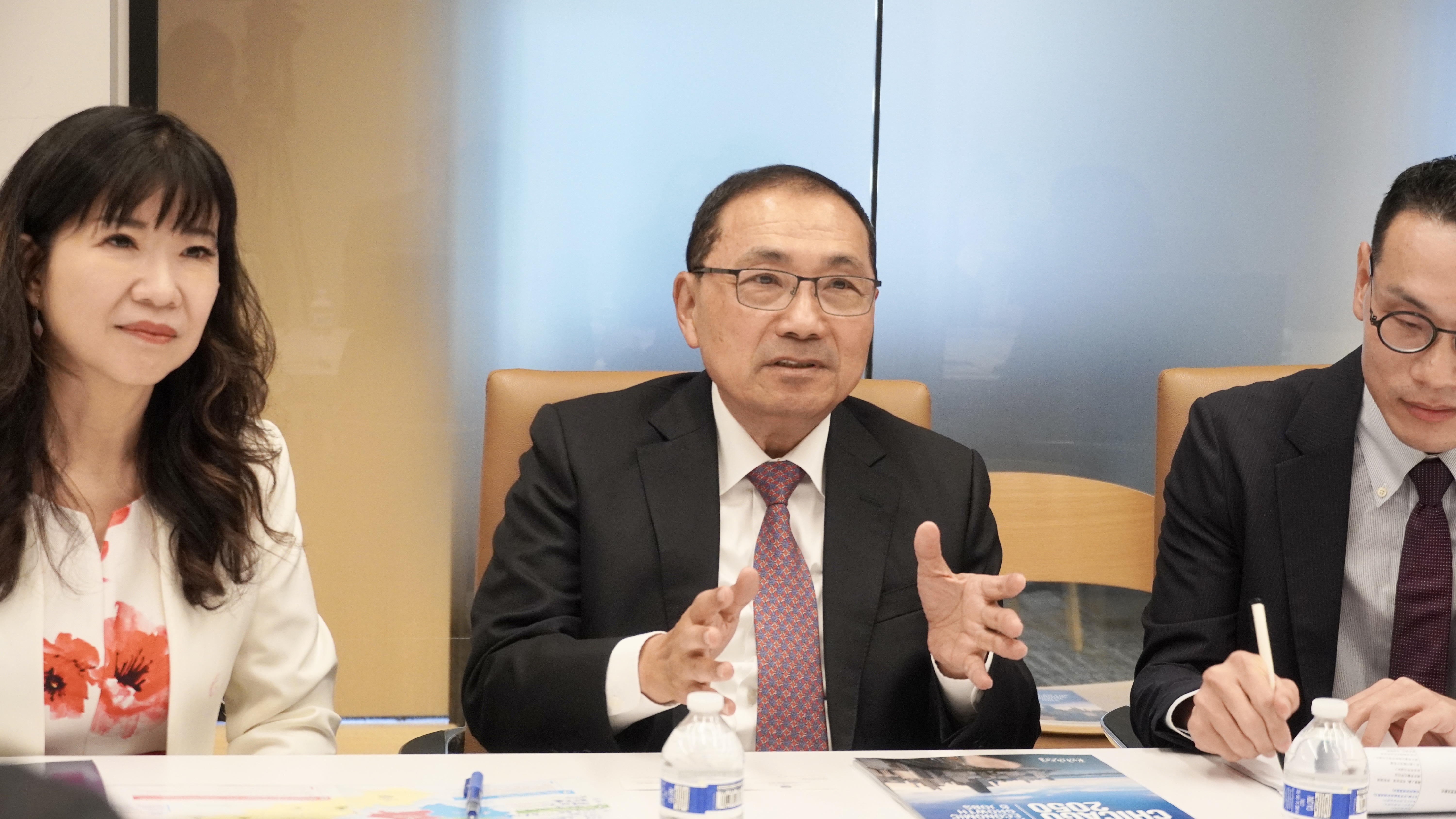 侯友宜拜會WBC世界商務推廣局，交流產業合作與城市治理經驗。