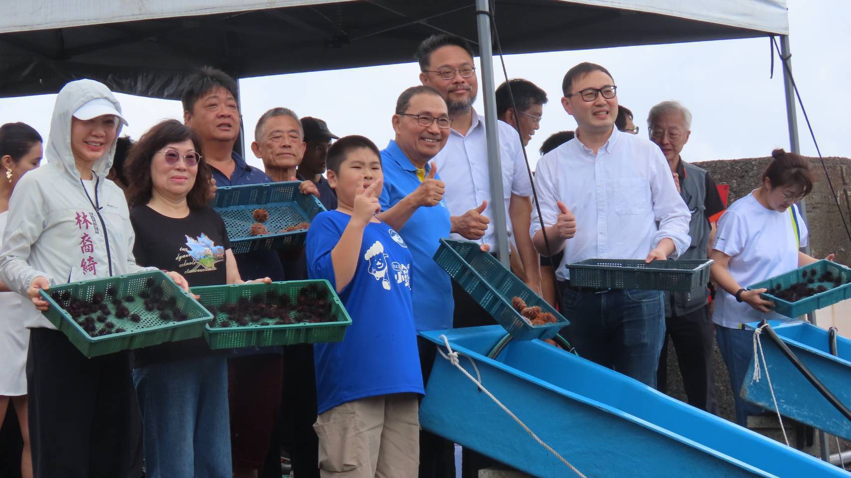 ​新北市侯友宜市長前往海洋資源復育園區，親自參與海洋永續生物多樣性放流活動。