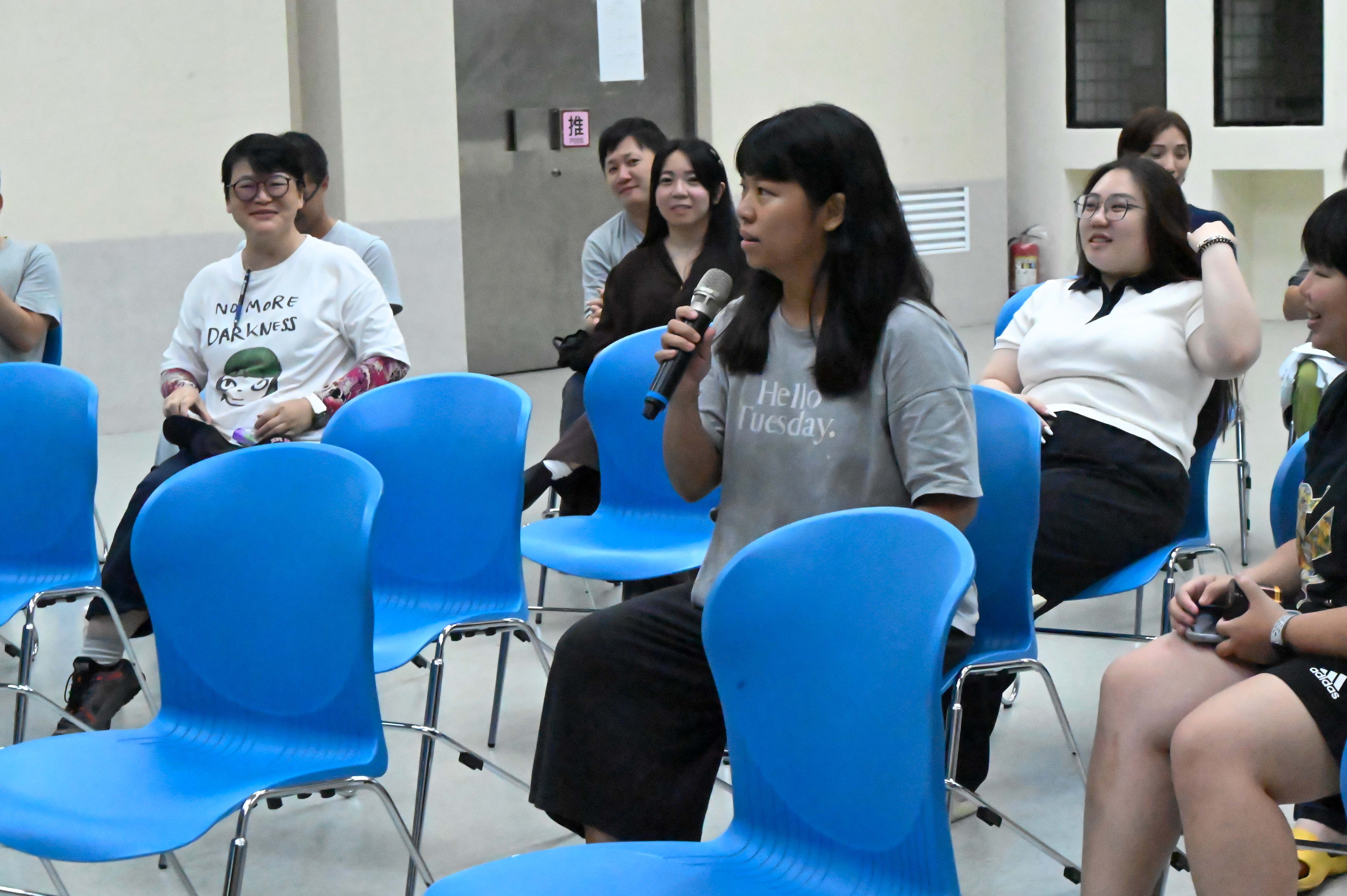 同仁針對演講議題進行提問