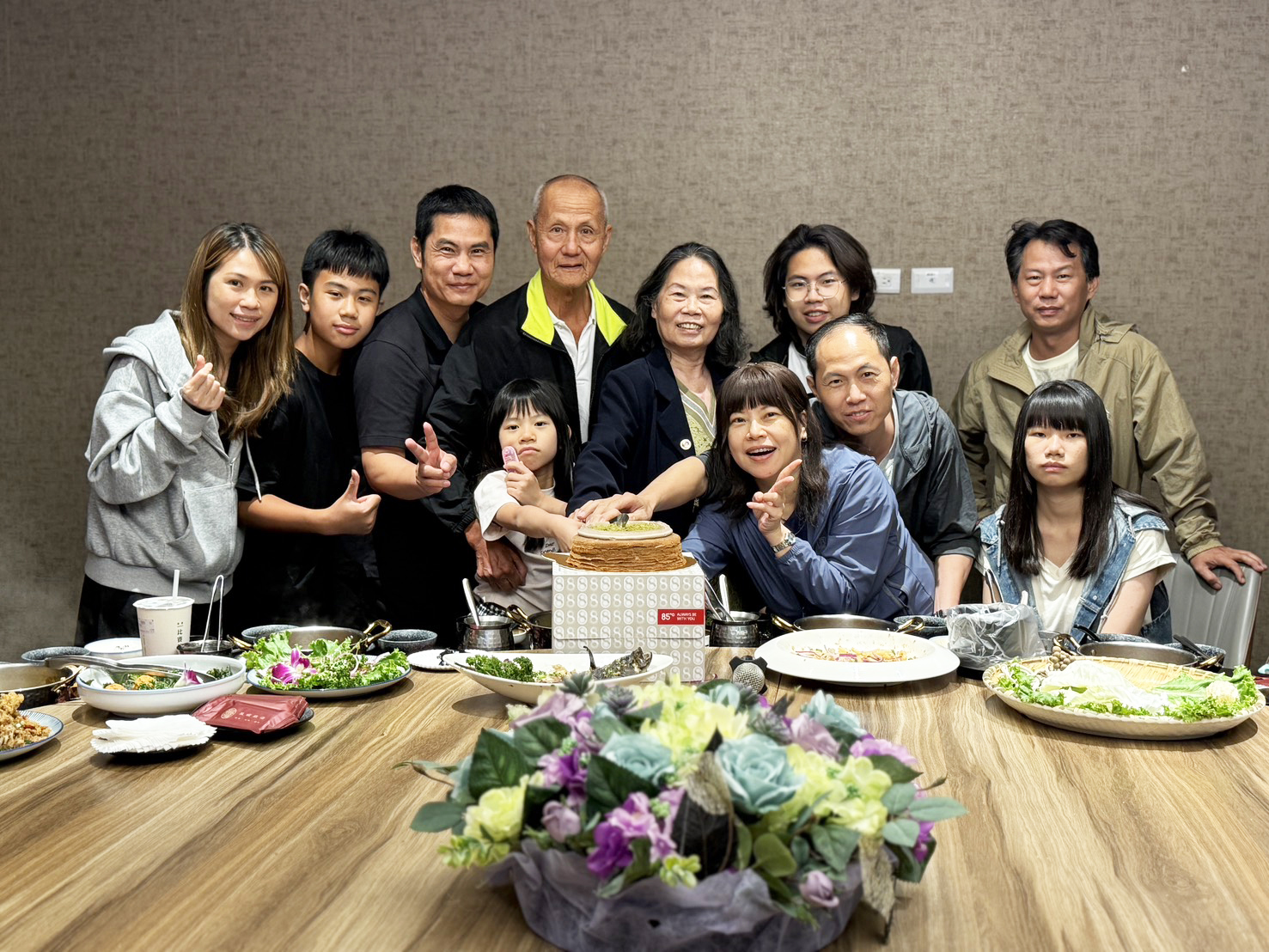 新北市農業局為推廣惜食理念，積極與各餐廳簽約合作為惜食餐廳，結合環境永續概念，推出兼具營養與養身的特色料理2