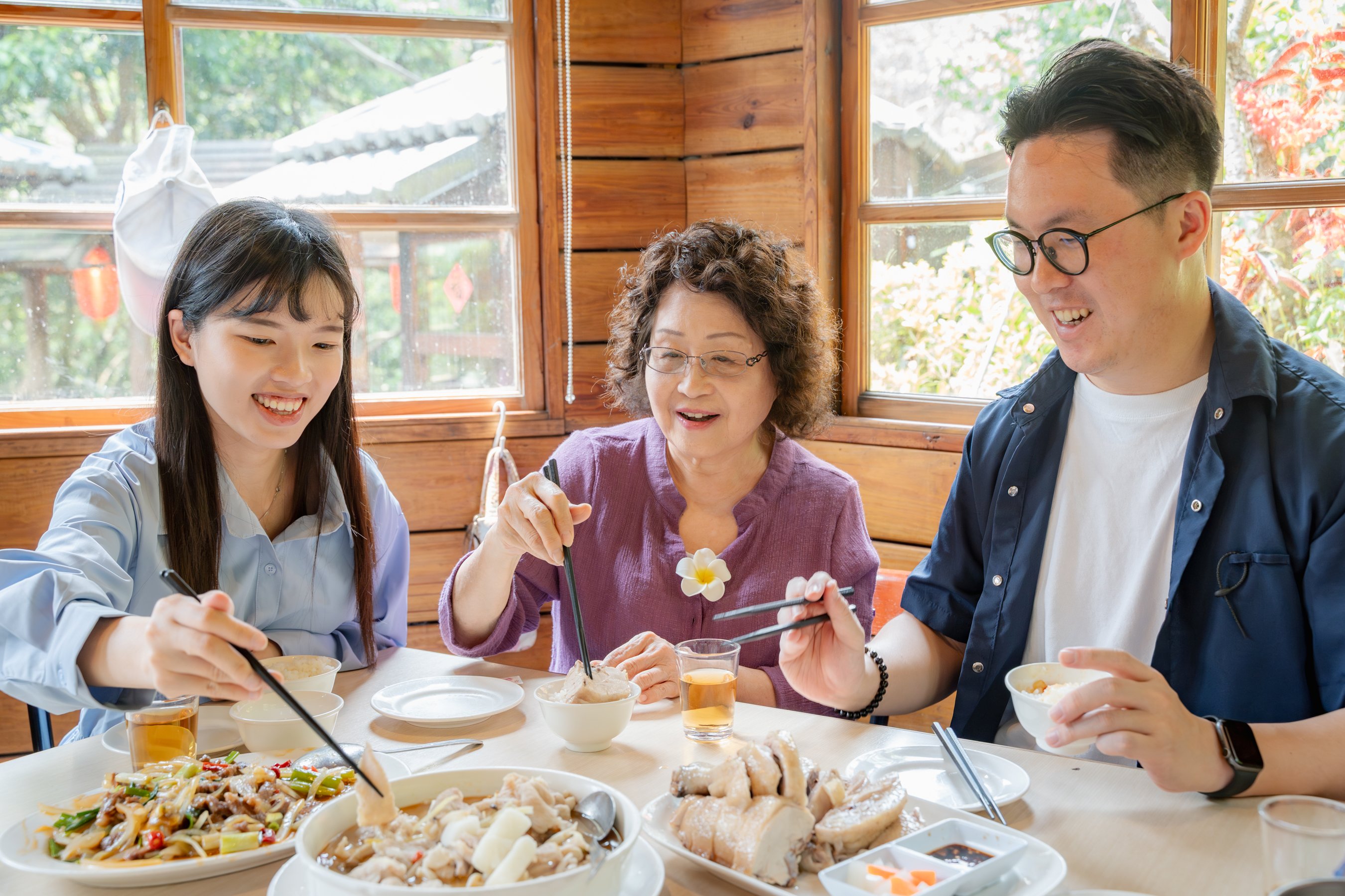  新北市農業局為推廣惜食理念，積極與各餐廳簽約合作為惜食餐廳，結合環境永續概念，推出兼具營養與養身的特色料理