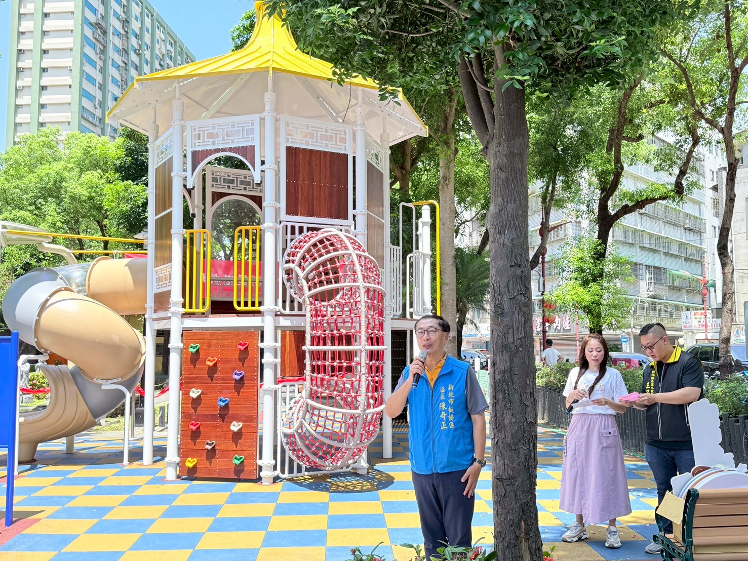 4.板橋區公所陳區長奇正致詞
