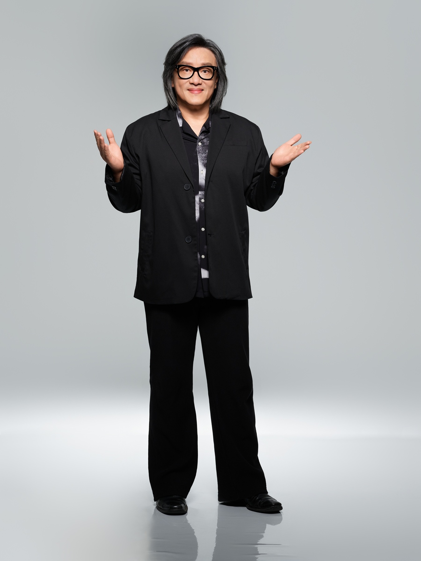 金曲歌王施文彬將參與《那些年的Hit Song》演出，以深具魅力的歌聲帶來跨世代經典歌曲。