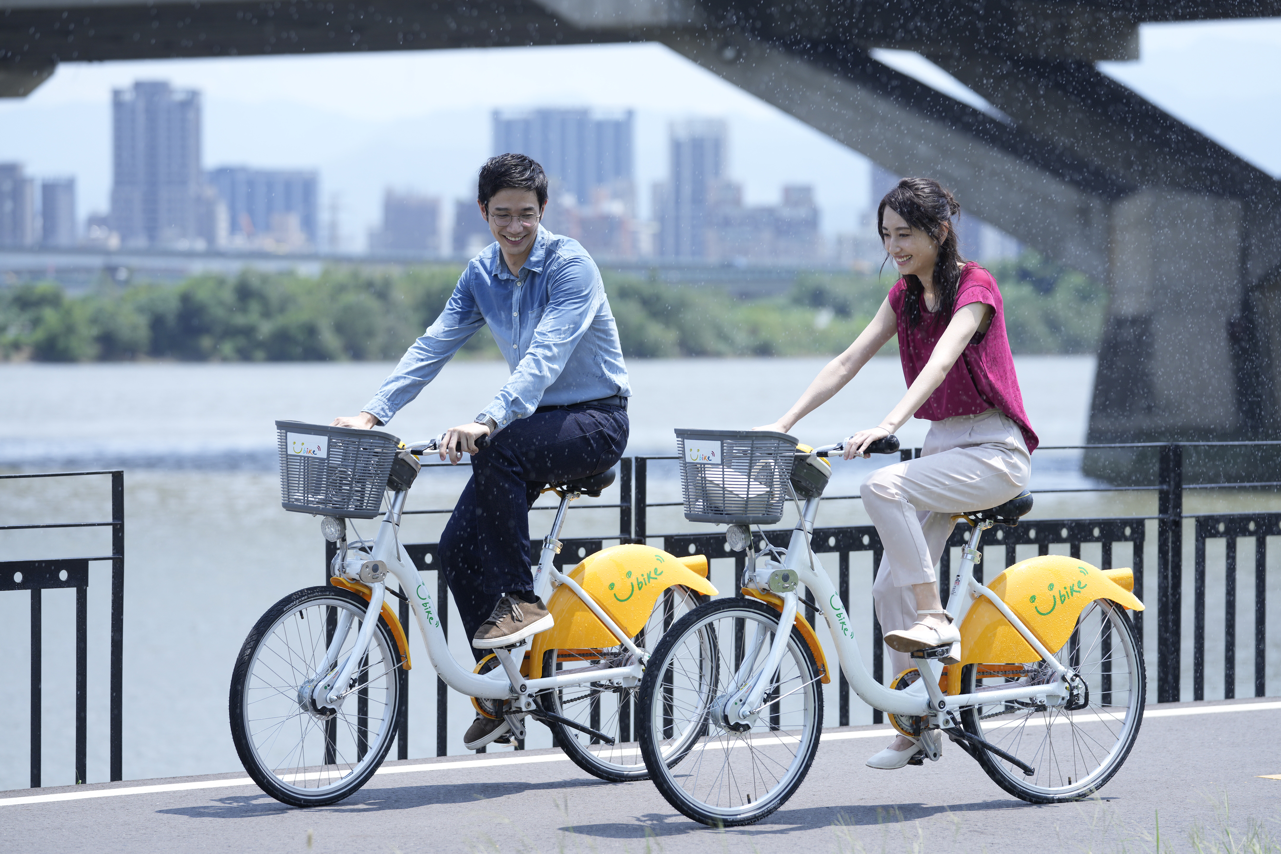 電影《童話故事下集》於三重忠孝碼頭自行車道拍攝。