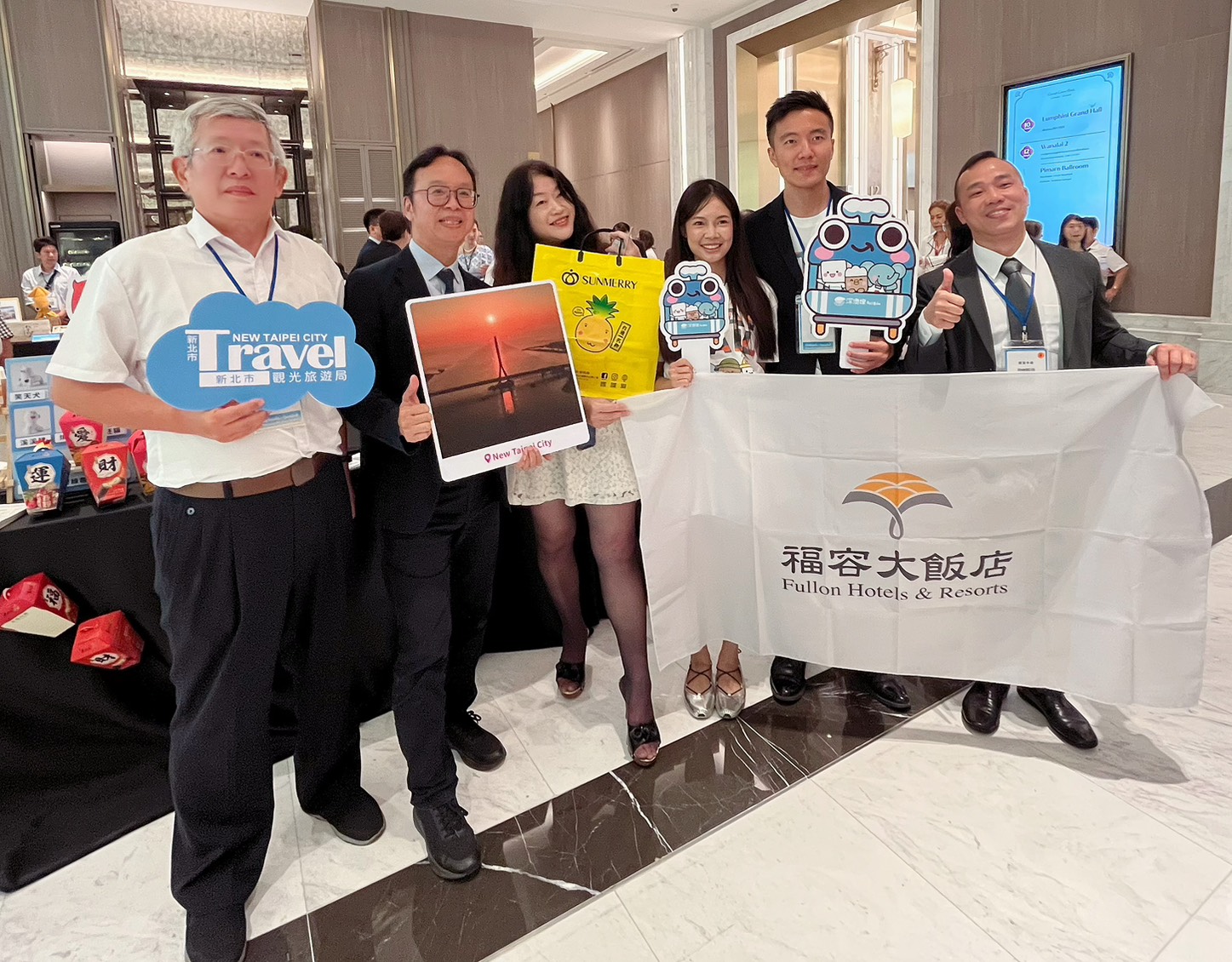新北市觀光局楊宗珉局長攜手新北業者赴泰國共同行銷推廣本市特色觀光產業