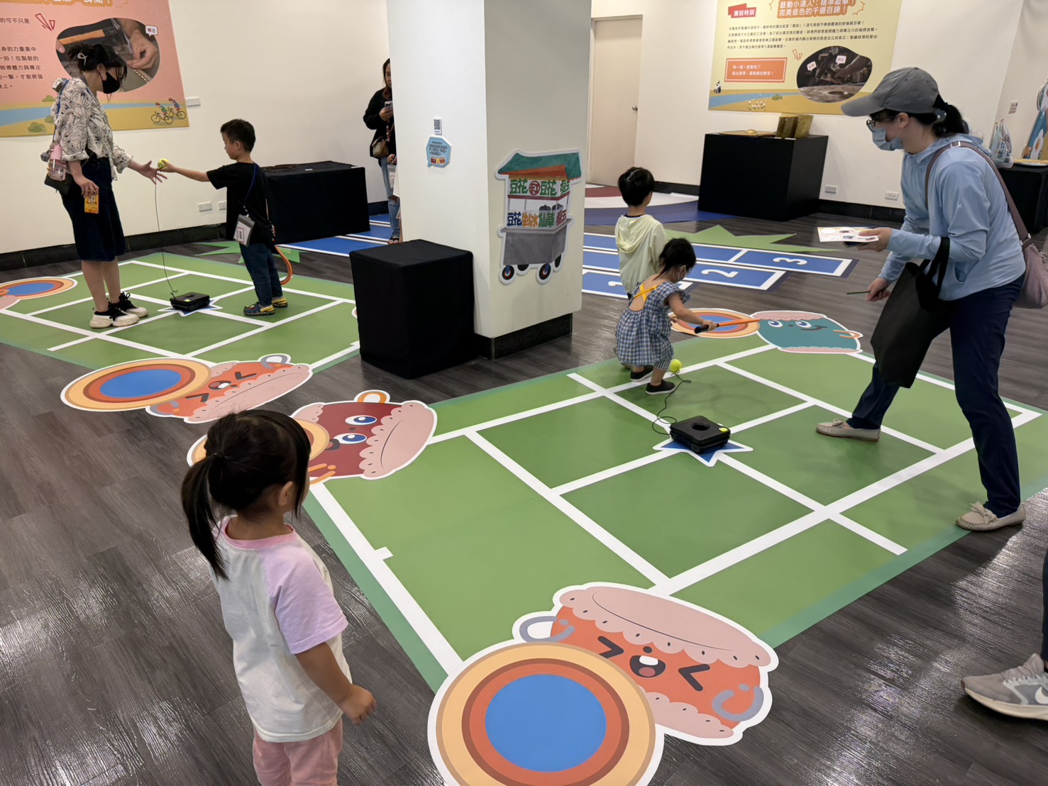 「2026新莊响仁和鼓文化特展」為親子族群量身打造「鼓動小達人」體感闖關運動會。