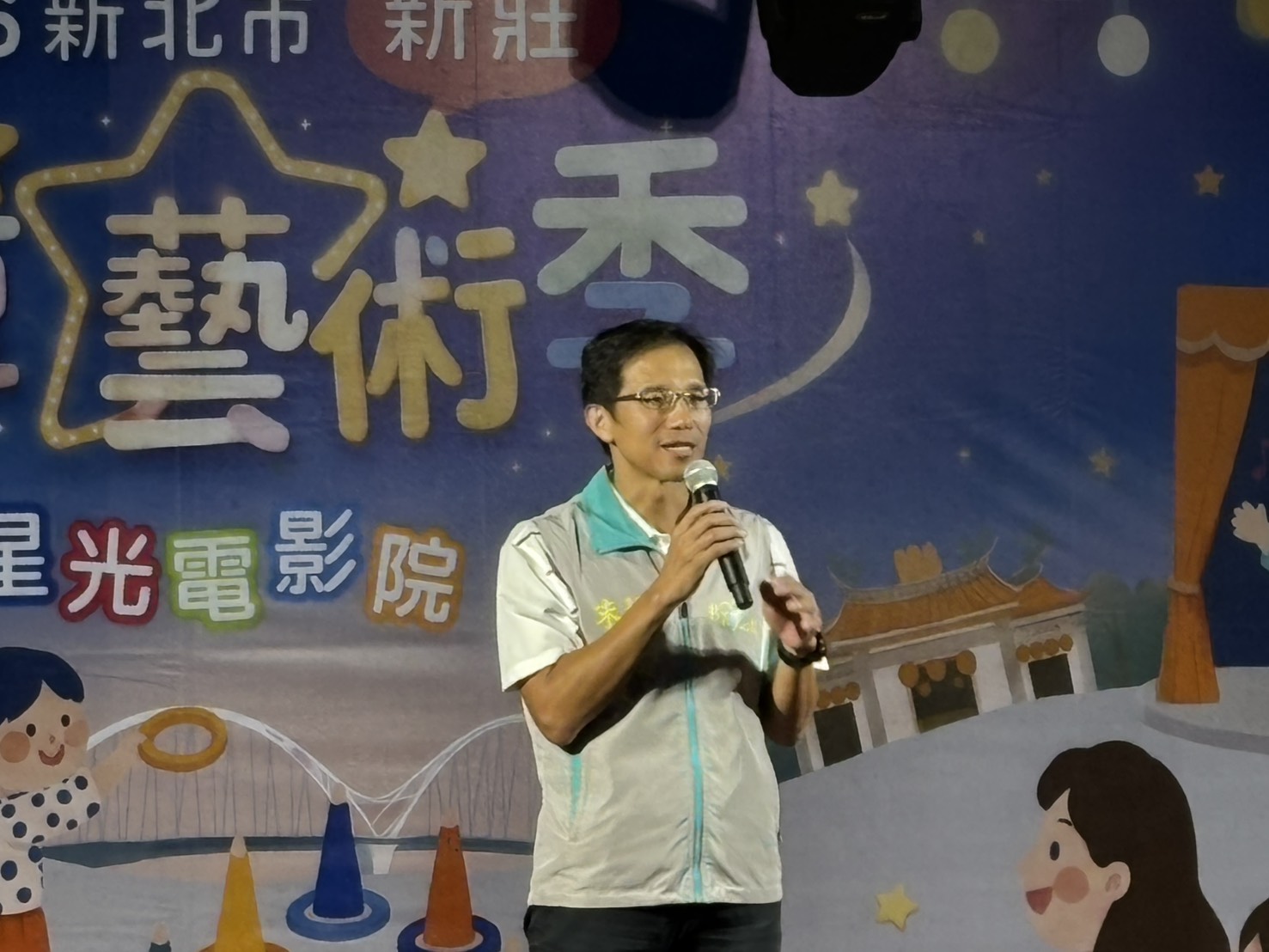 朱思戎區長致詞