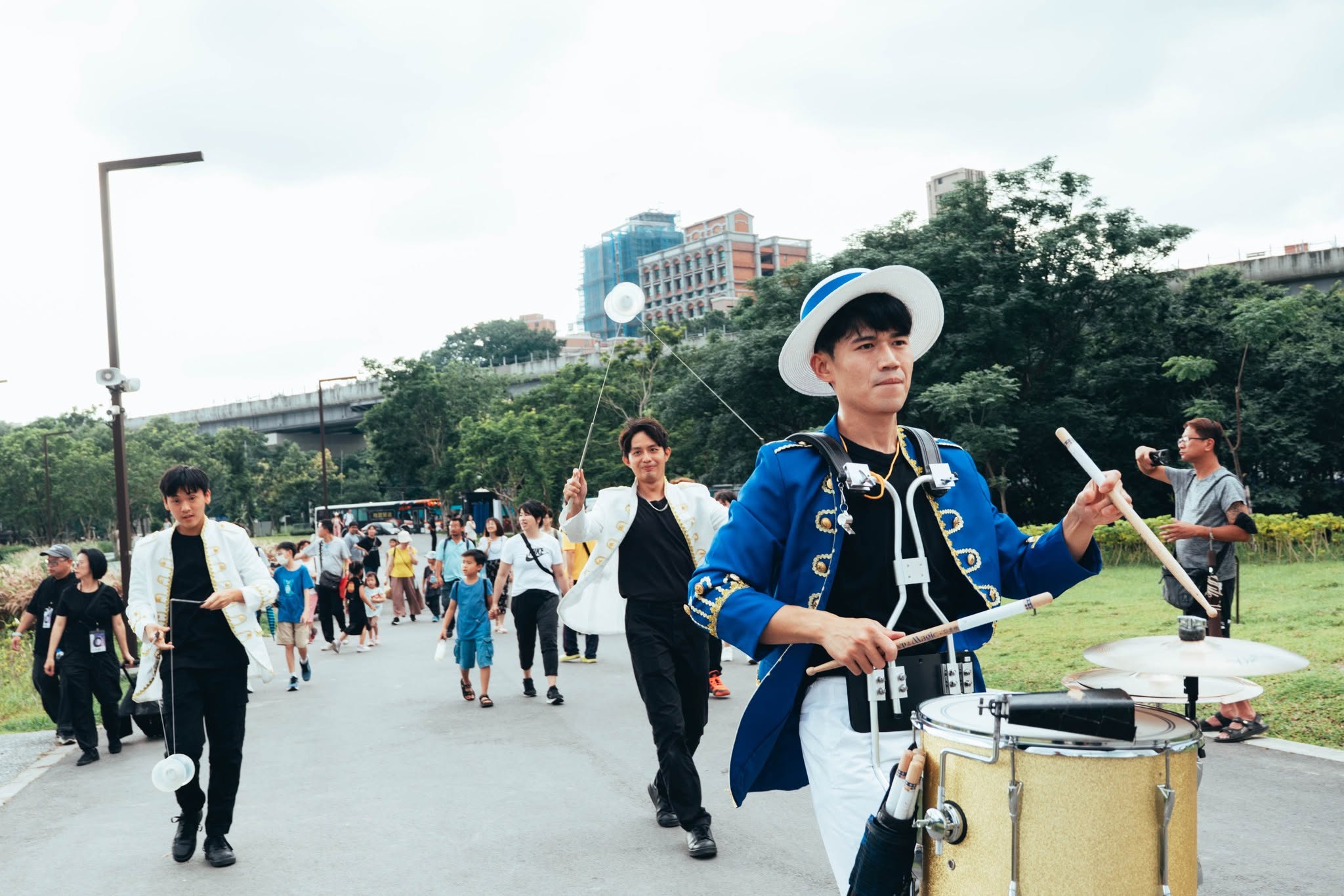8月1日、2日兩天，將由多組街頭藝術家帶來移動式巡演及定點演出。