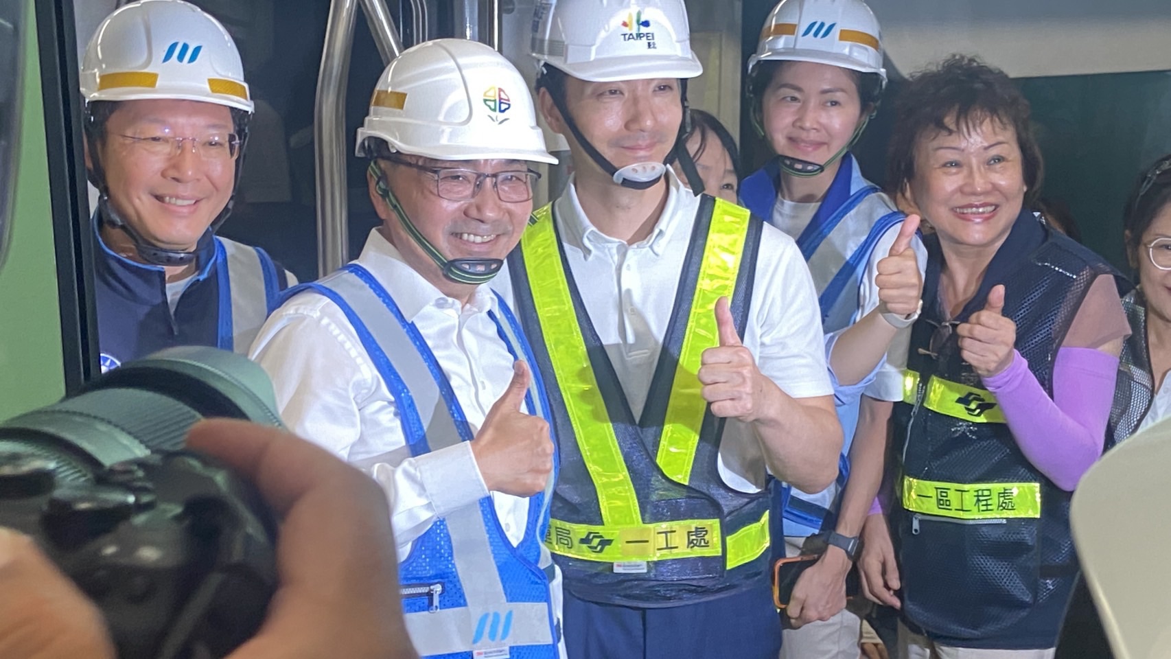 侯友宜攜手蔣萬安視察萬大中和線