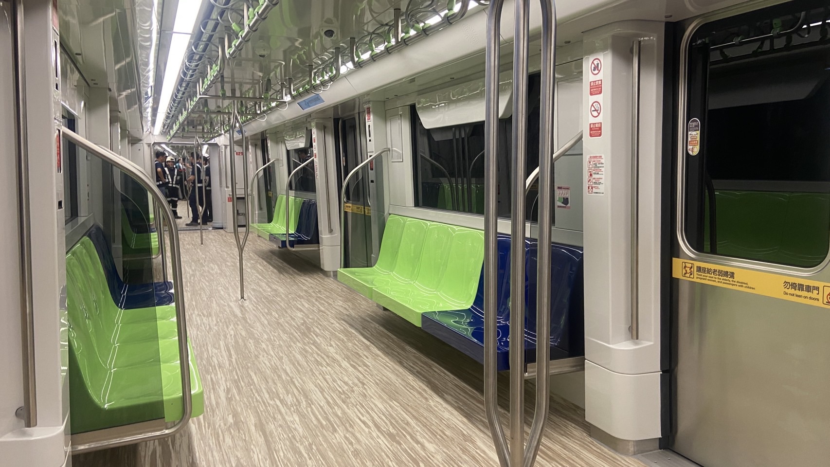 列車內裝