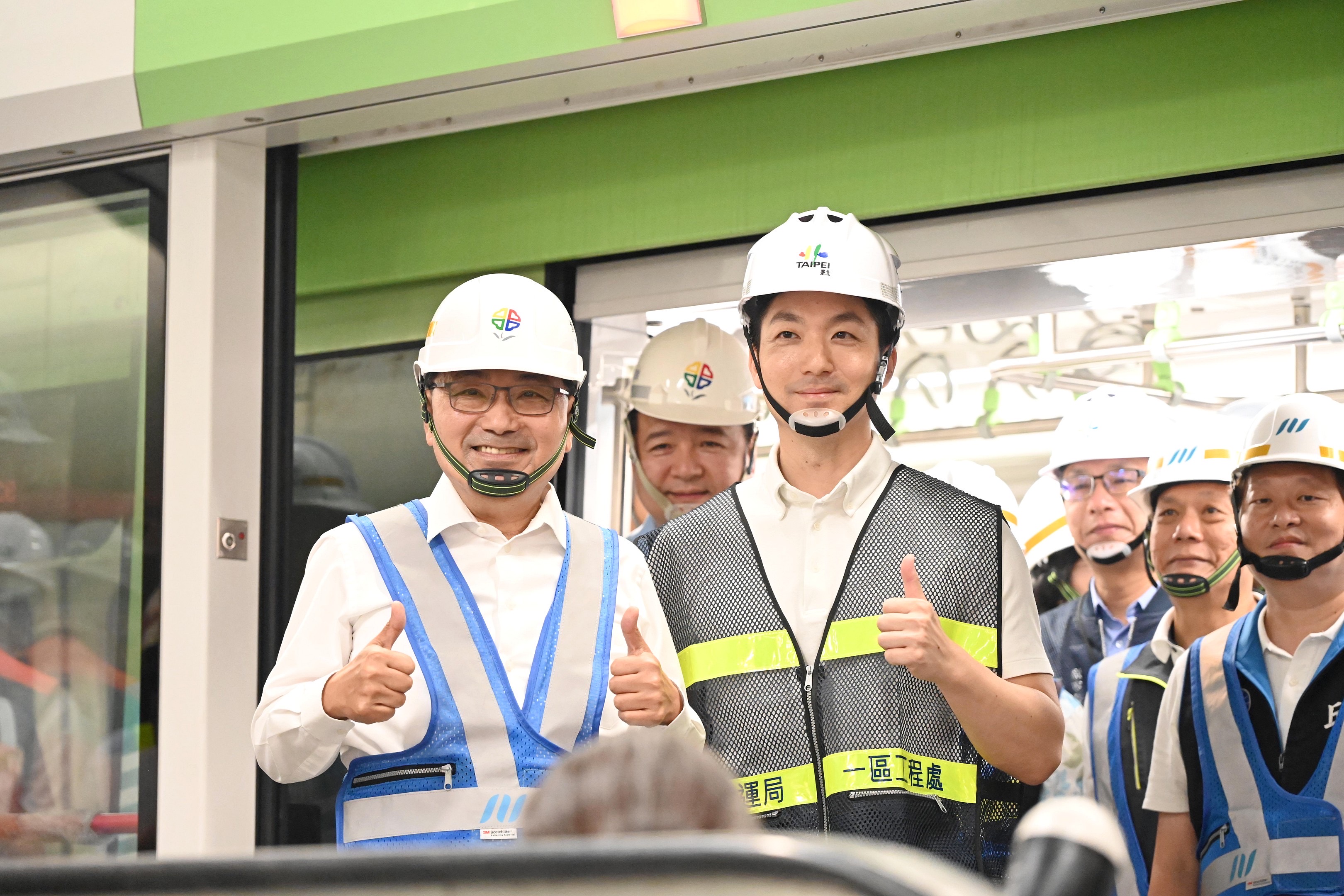 侯友宜首度搭乘列車，從LG08A莒光站前往LG07連城錦和站