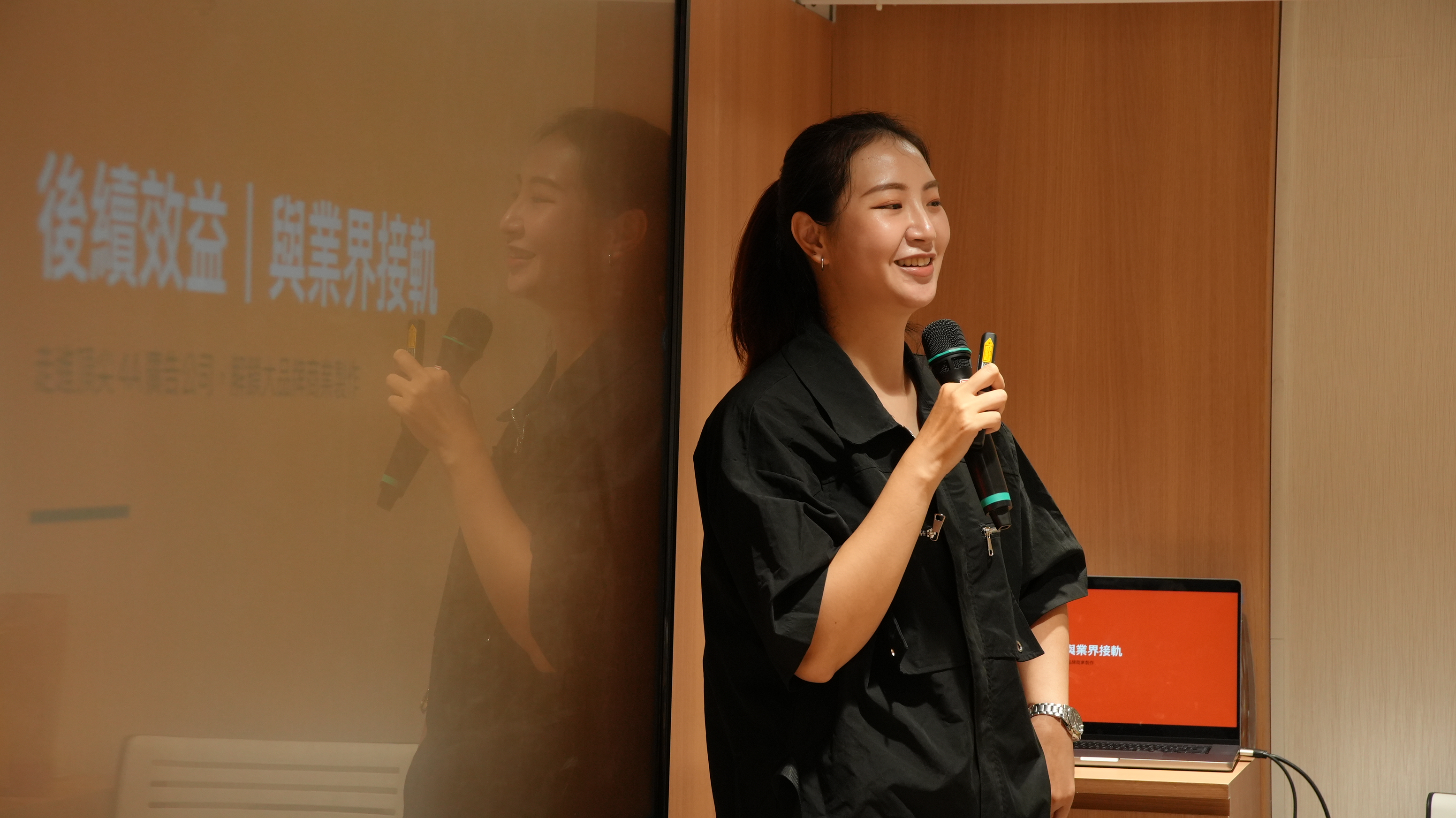 吳安綺與學弟妹們分享從校園到廣告業界的經驗實戰