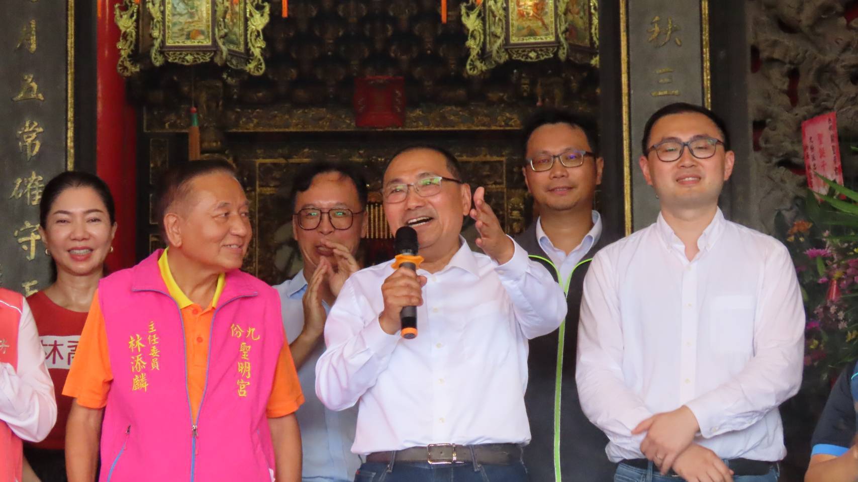 侯友宜市長與市政團隊前往九份聖明宮參拜，感謝廟方公益慈善，守護居民。