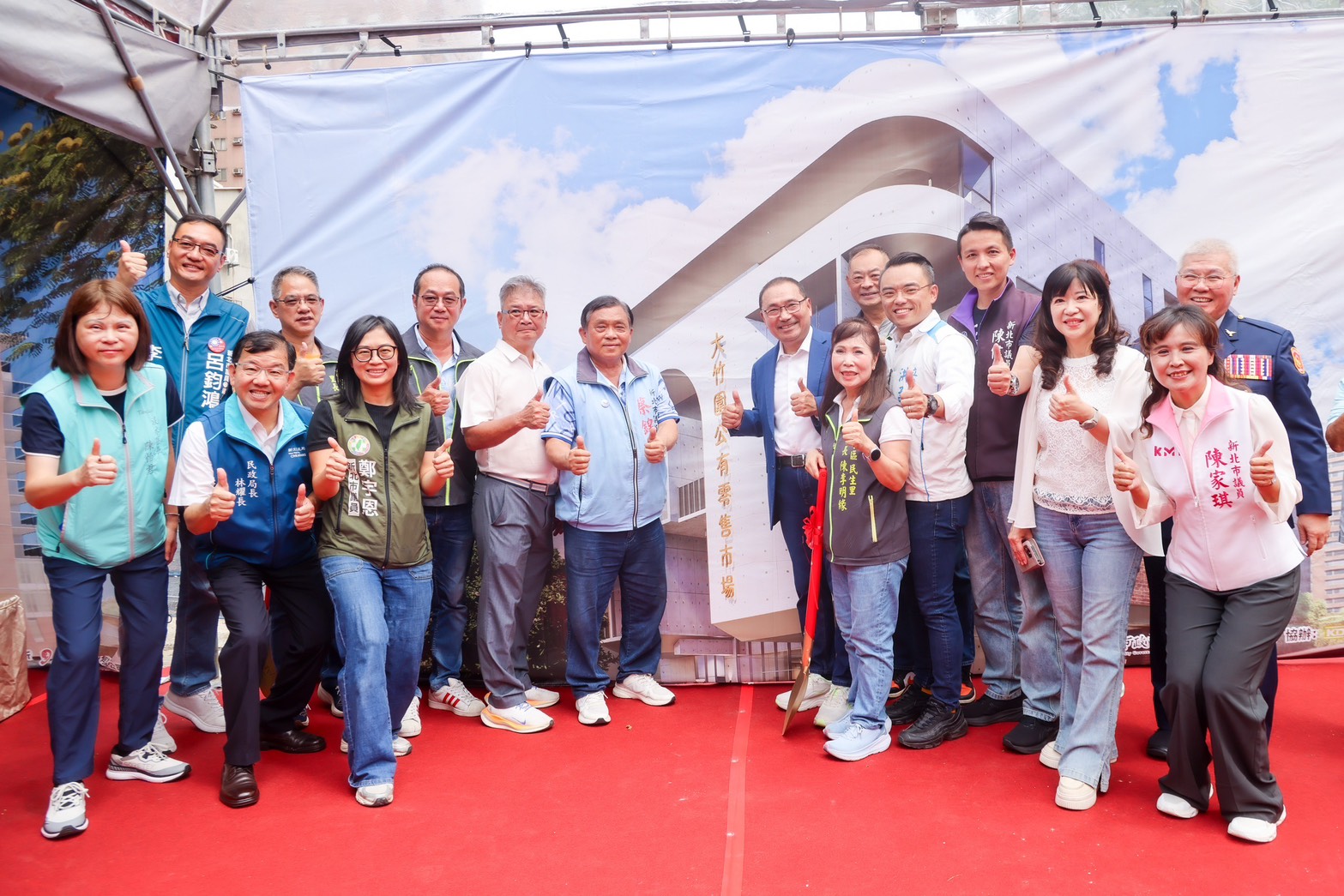 侯友宜期許大竹圍市場工程117年如期如質完工，提供居民更完善的生活服務。