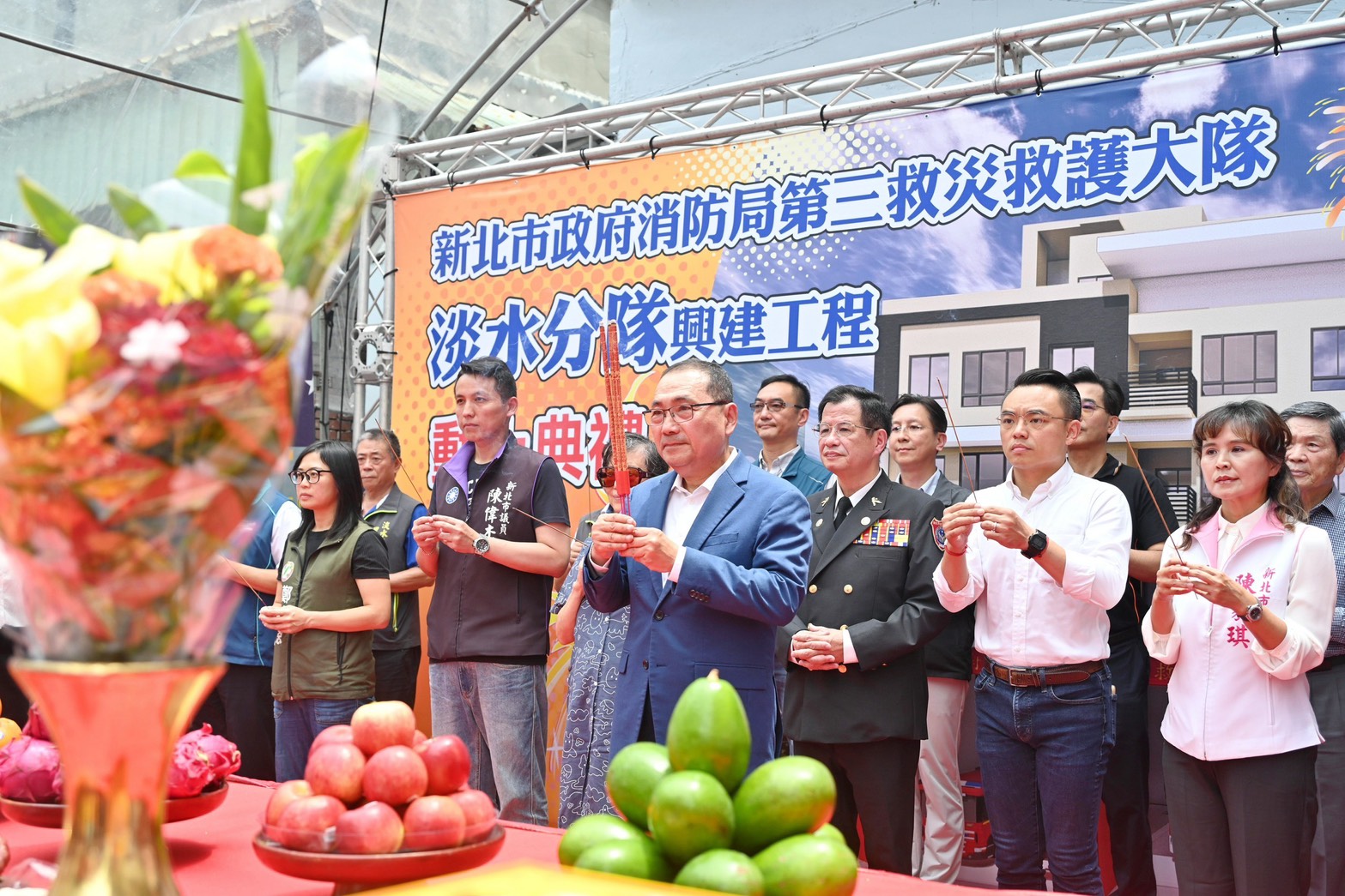 淡水分隊規劃興建地上7層、地下2層的新廳舍，並建置AI智能值班台，讓案件通報更即時。