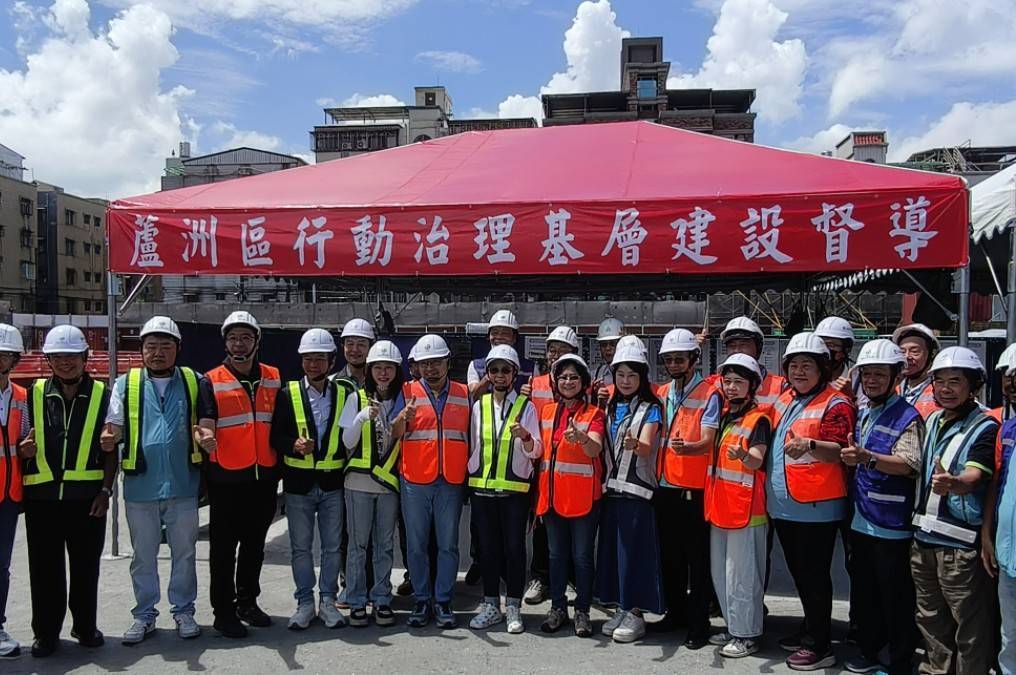 市長侯友宜視察蘆洲光華段青年社宅暨公有停車場進度。