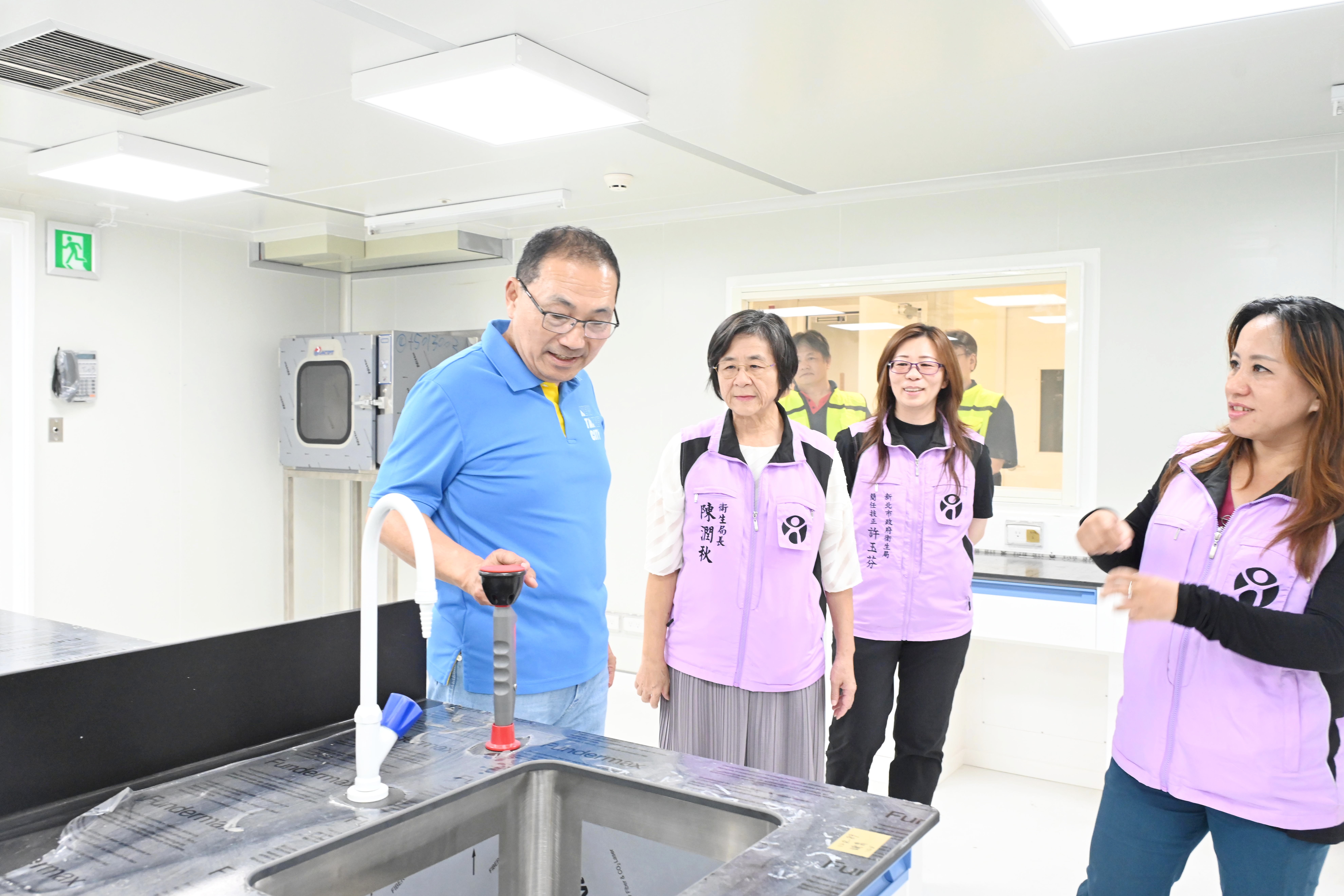 1150817侯友宜市長視察重陽實驗室工程
