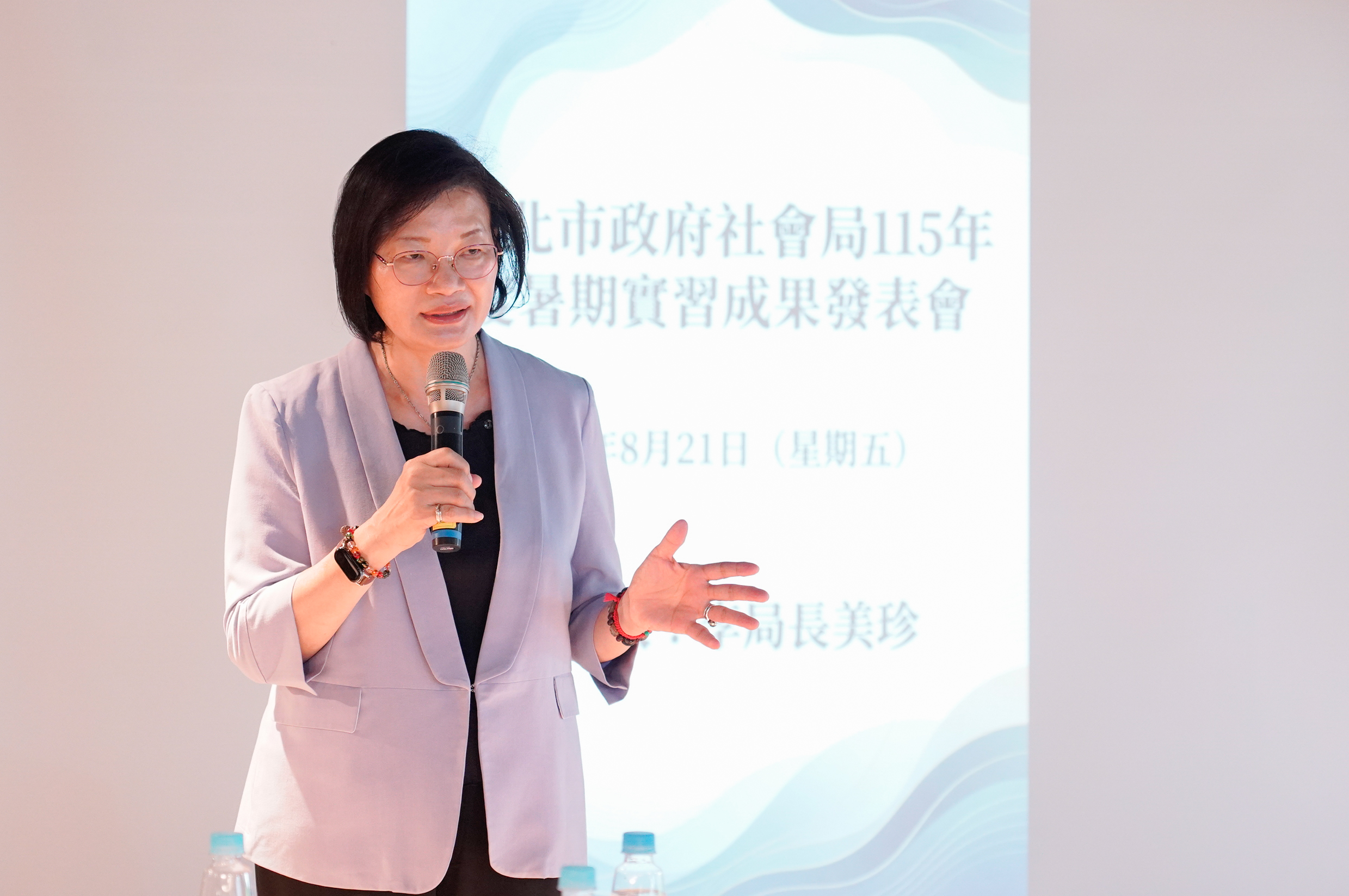 新北市社會局長李美珍表示，社工的養成中，不僅是專業知識的學習，實務的實踐及運用也是很重要的一環。