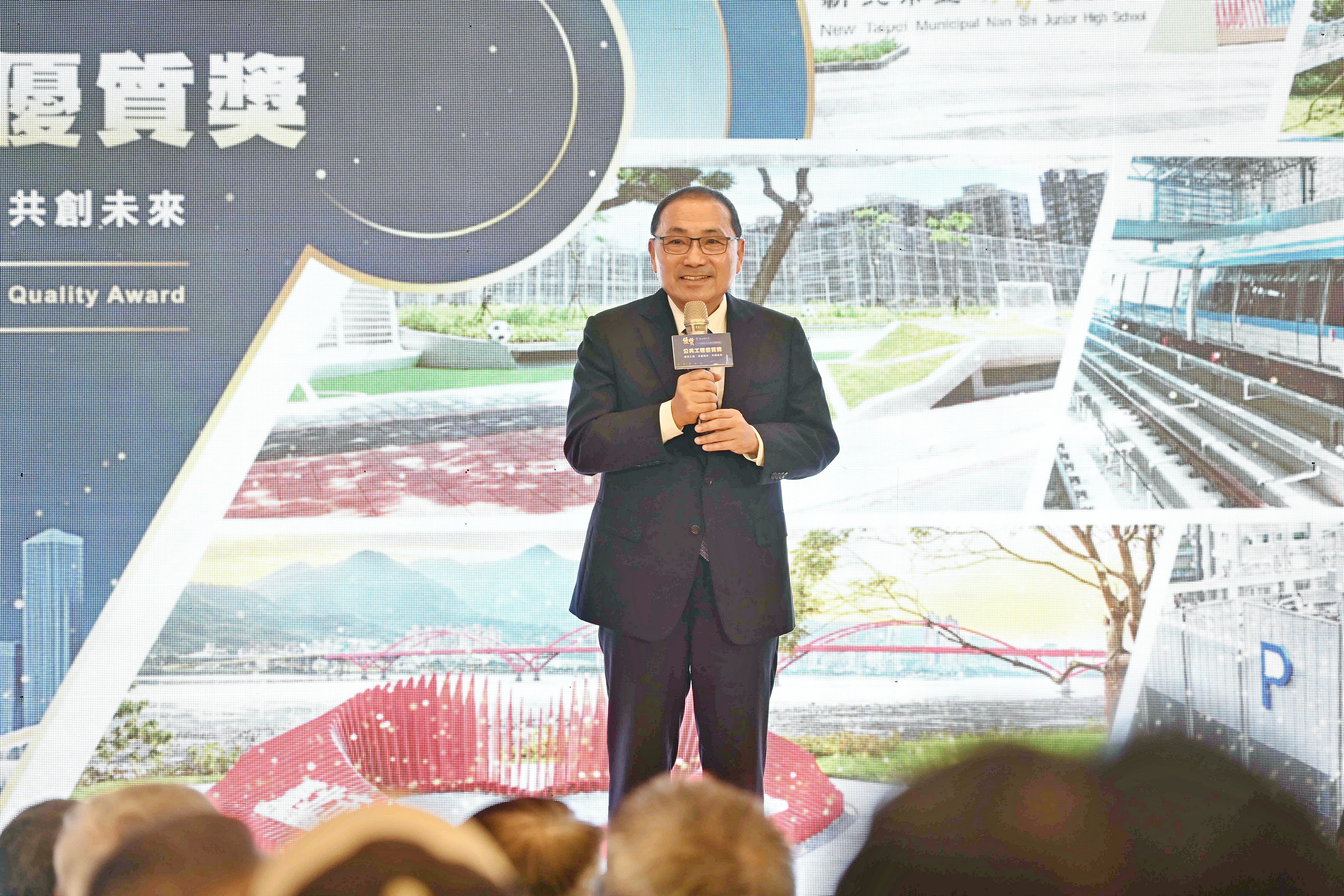 新北市政府今（21）日舉辦115年度「新北市政府公共工程優質獎」頒獎典禮。