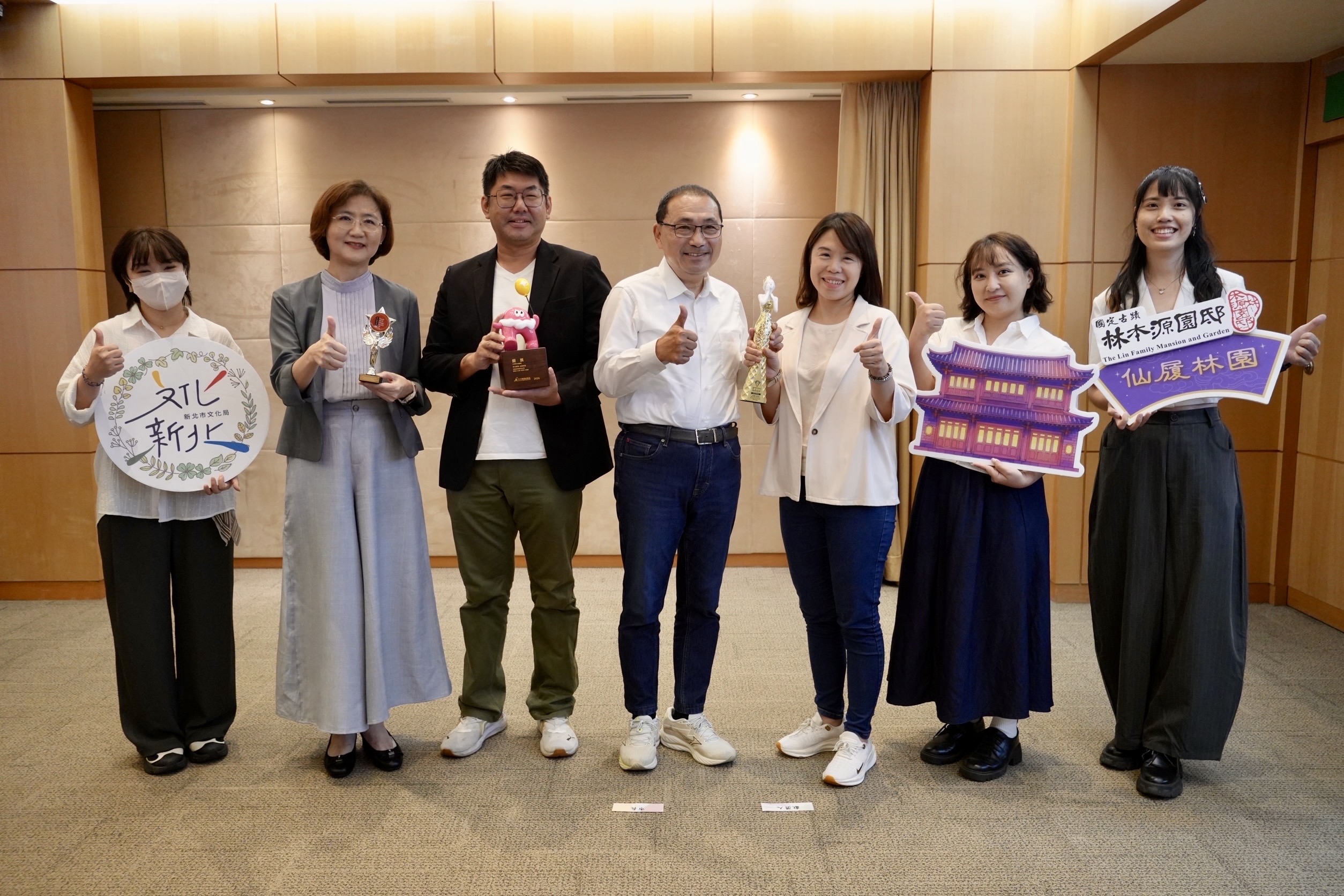 《月光織戀 仙履林園》光雕秀勇奪國內外三大獎，展現新北古蹟活化與文化創新成果。