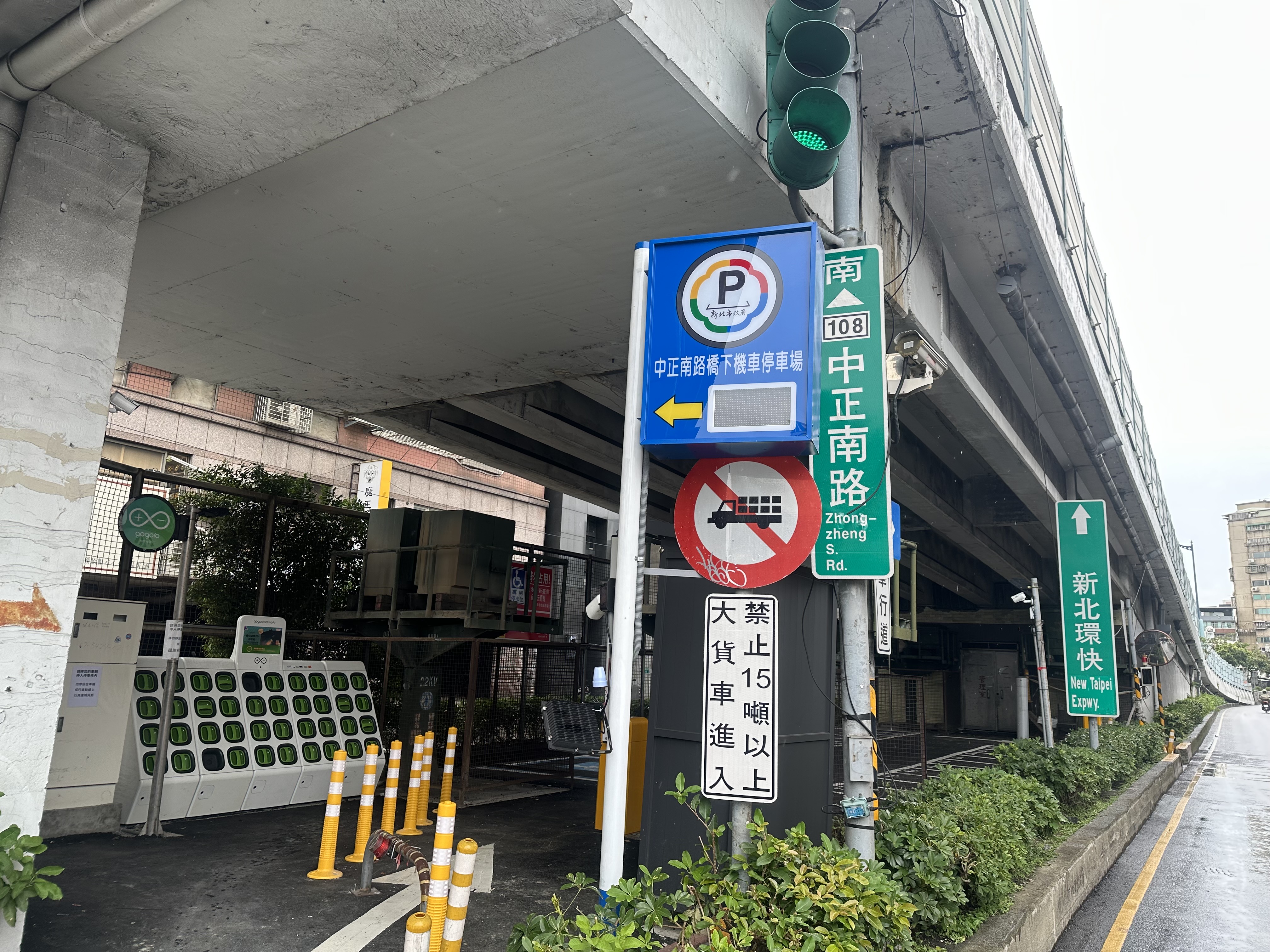 中正南路停車場1