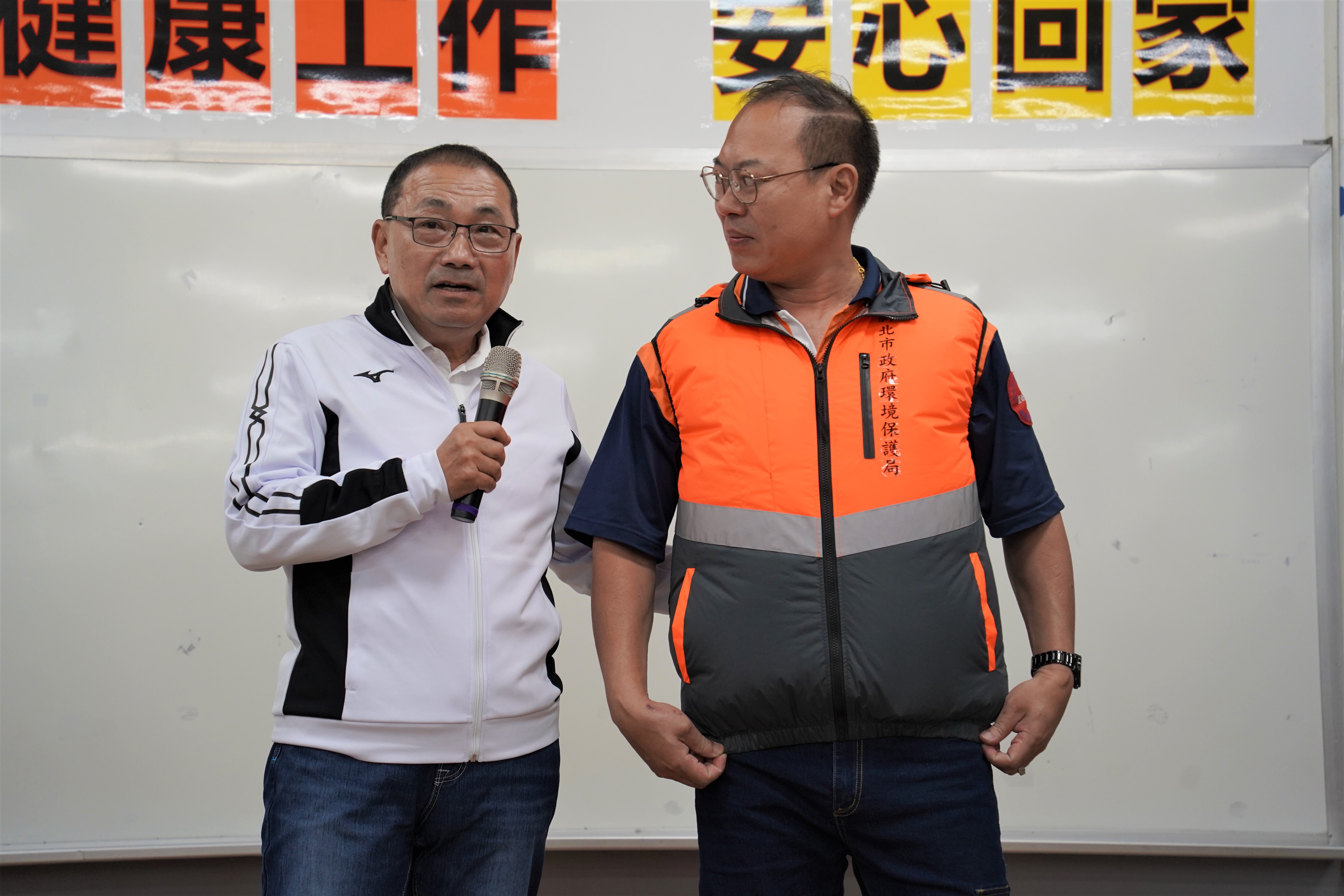 新北全國首創增購熱危害防護裝備「風扇衣」全面配發外勤隊員