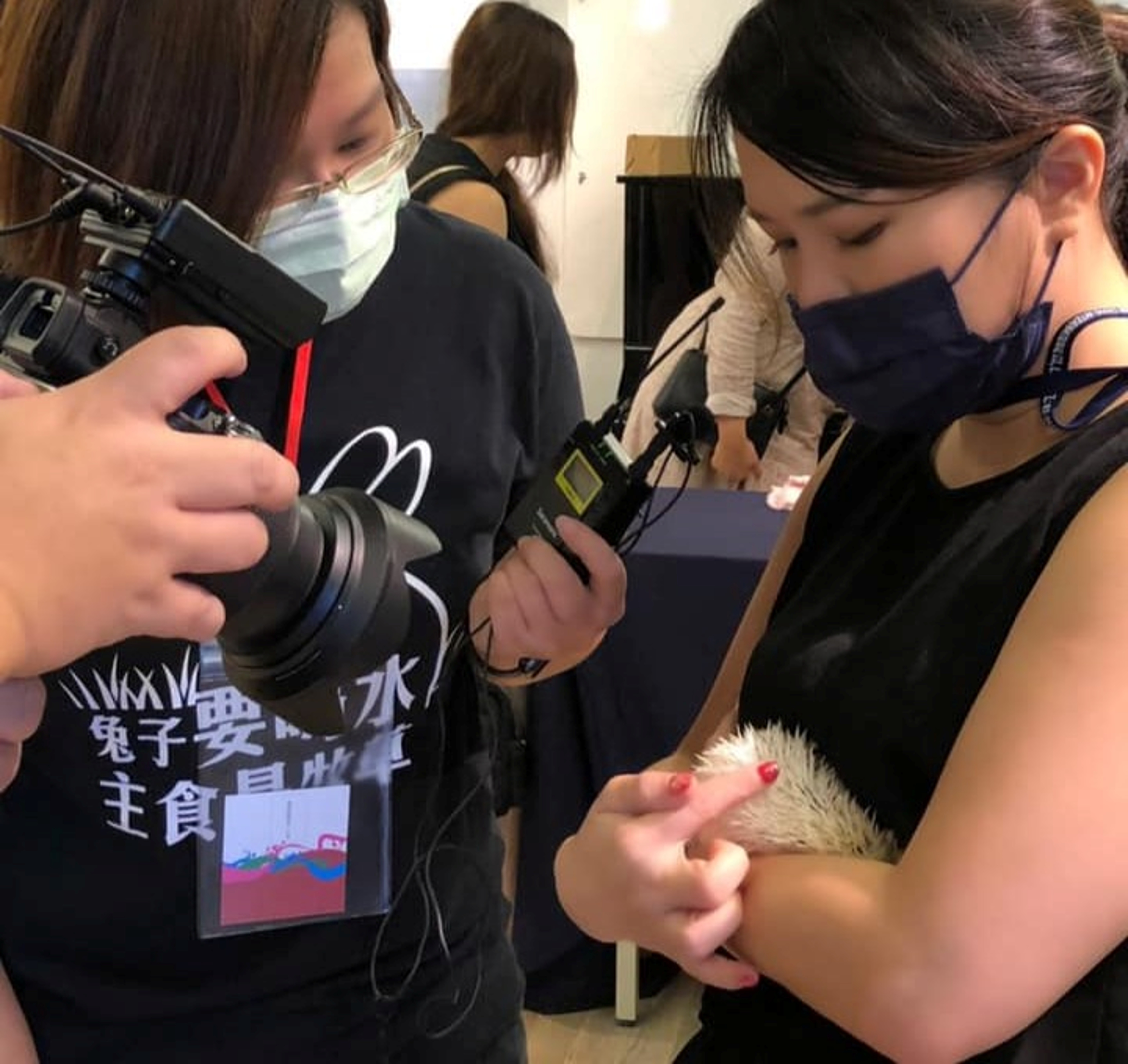 10月31日將於青職基地，由刺蝟照護推廣協會常務監事周沛薇分享特殊動物的照護技巧。(圖為講師周沛薇授課資料照片)