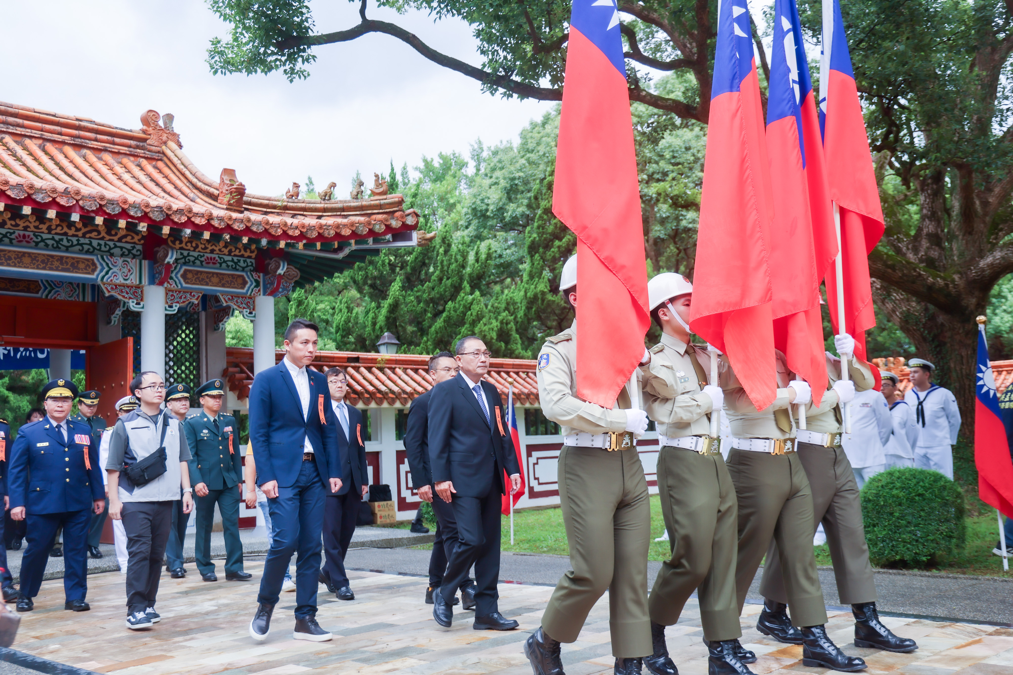 今（3）日為九三軍人節，新北市政府於淡水區忠烈祠舉行秋祭典禮。