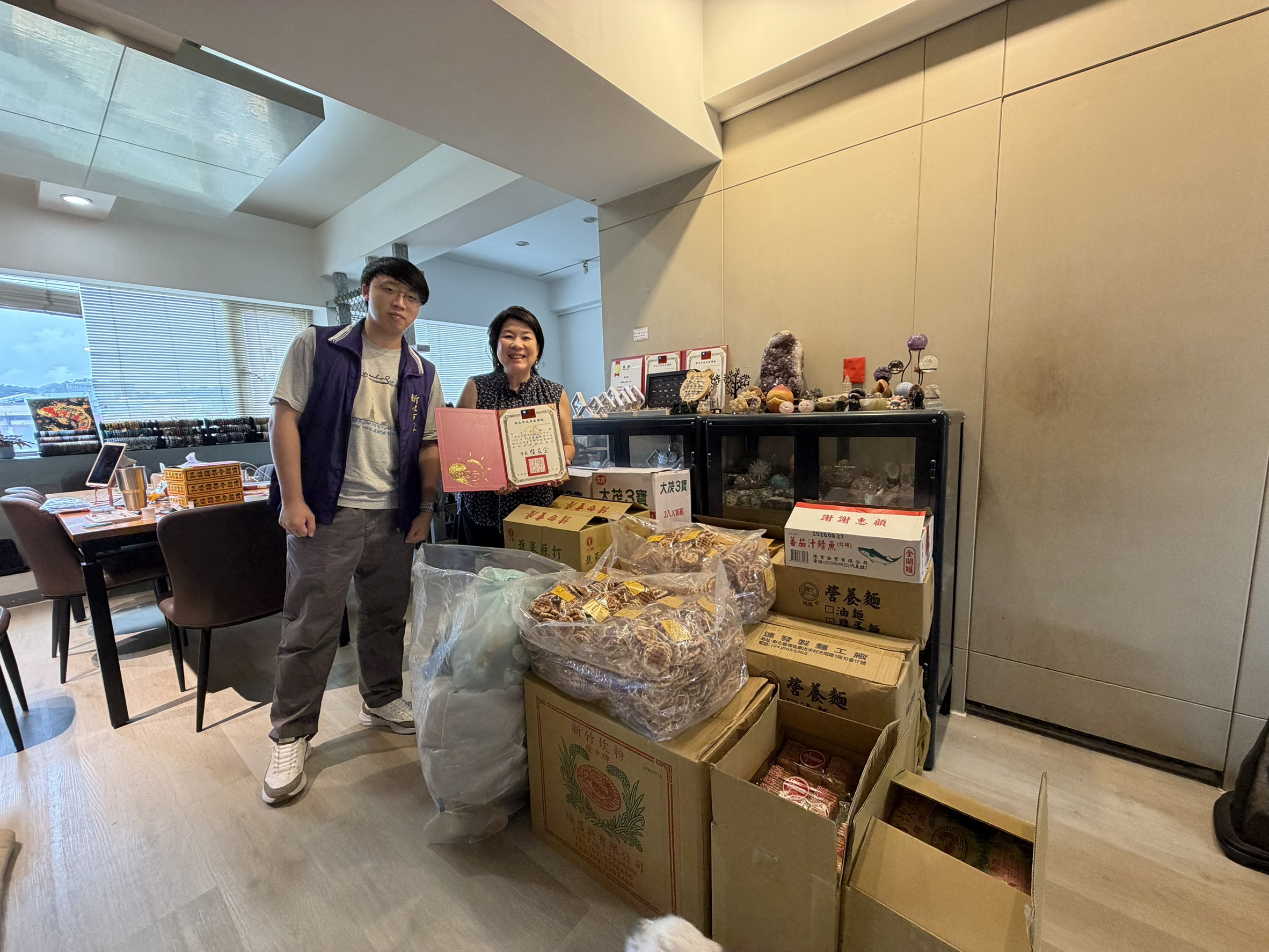 位於台北的青玄堂今年也捐贈普渡物資給新北市好日子愛心大平台實物銀行