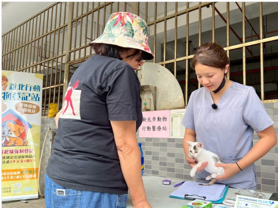  新北動保處自108年推動偏鄉動物的醫療照護至今已守護逾7000隻毛寶貝。