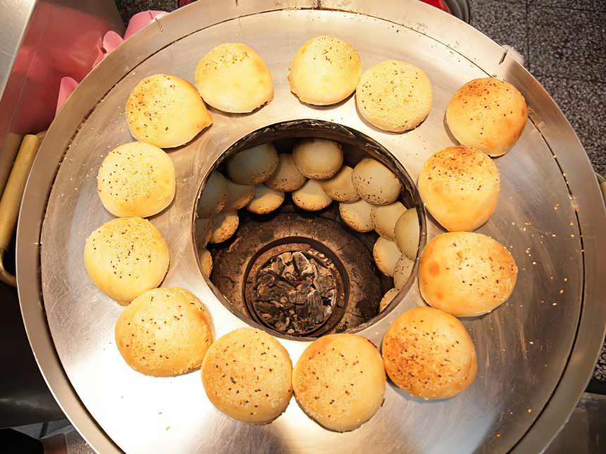 購買「九份金瓜石線」套票，即可輕鬆兌換在地超人氣的瑞芳美食胡椒餅