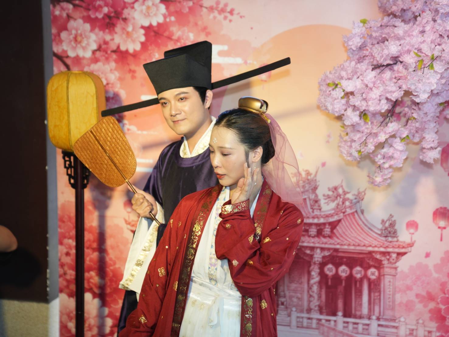 今年將慈祐宮與米市巷打造成打卡景點，設置特色燈飾與裝置藝術，完成拍照打卡任務即可免費體驗限定拍貼機。