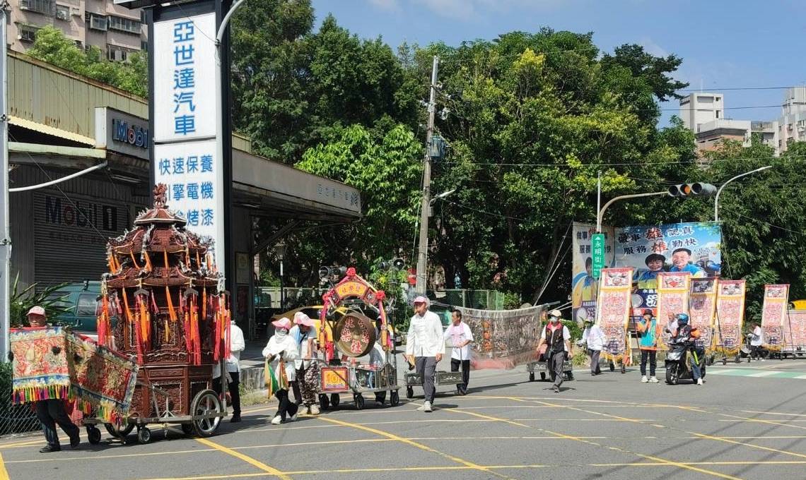 現場除地方仕紳外，亦有多位友宮代表蒞臨觀禮，共襄盛舉，場面隆重盛大。