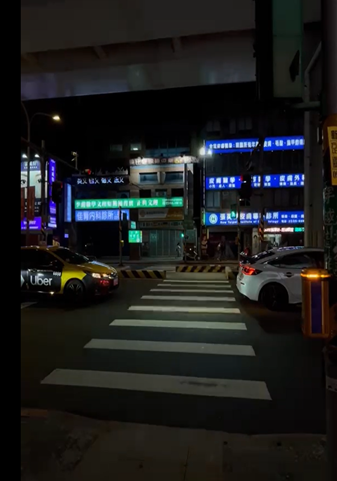 照片3 板橋文化路1段與285巷加強行人穿越道照明