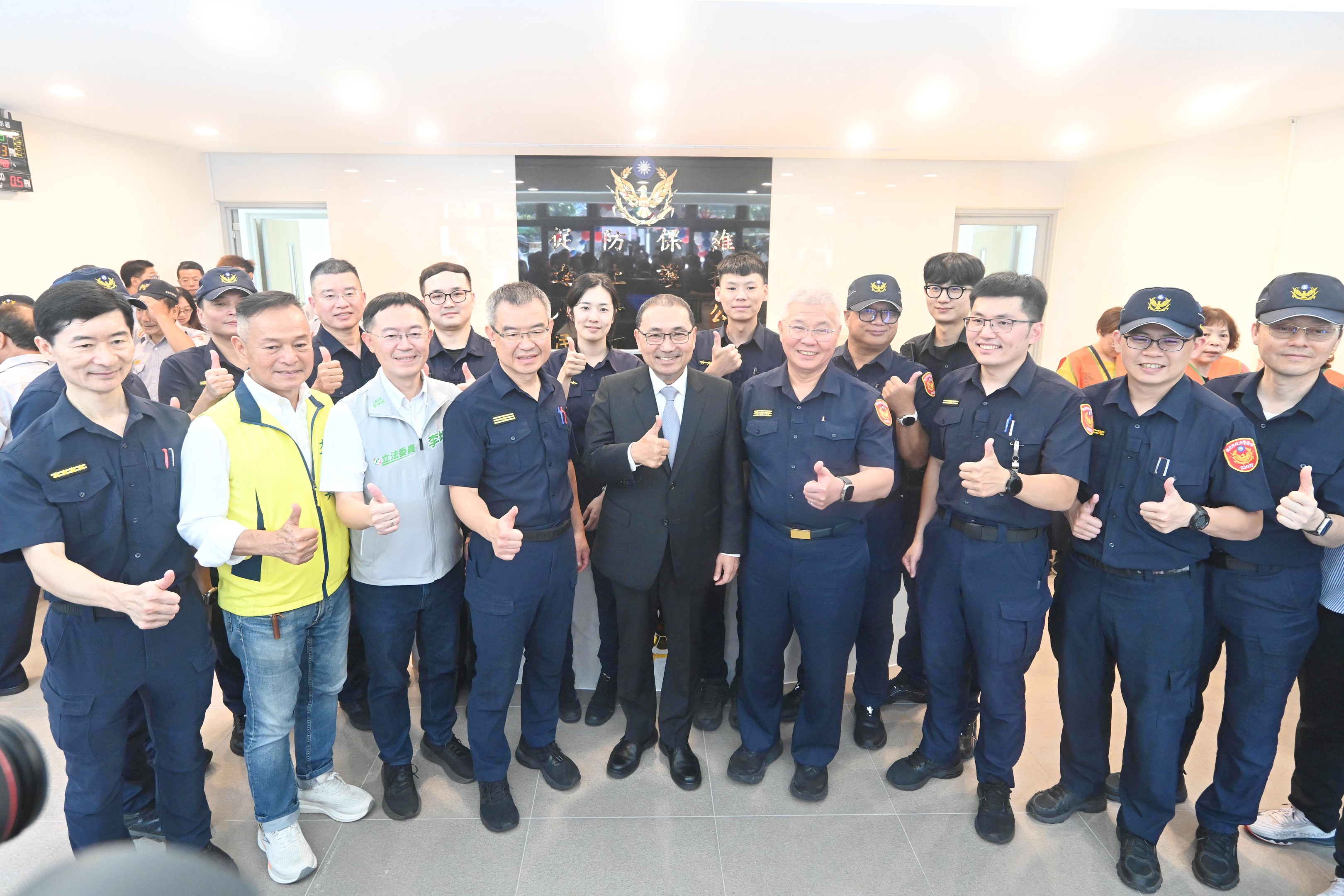 侯友宜表示，玫瑰立體停車場結合市民活動中心及中興橋派出所，同時提供停車、治安與休閒等公共服務。