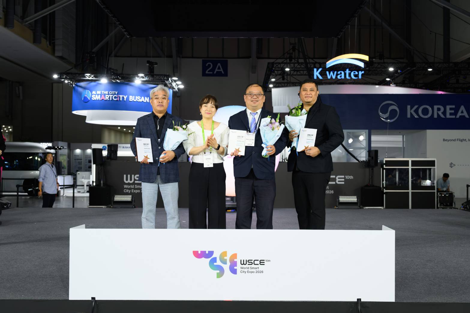 韓國WSCE 2026 Awards頒獎典禮海外城市獎受獎單位合照。
