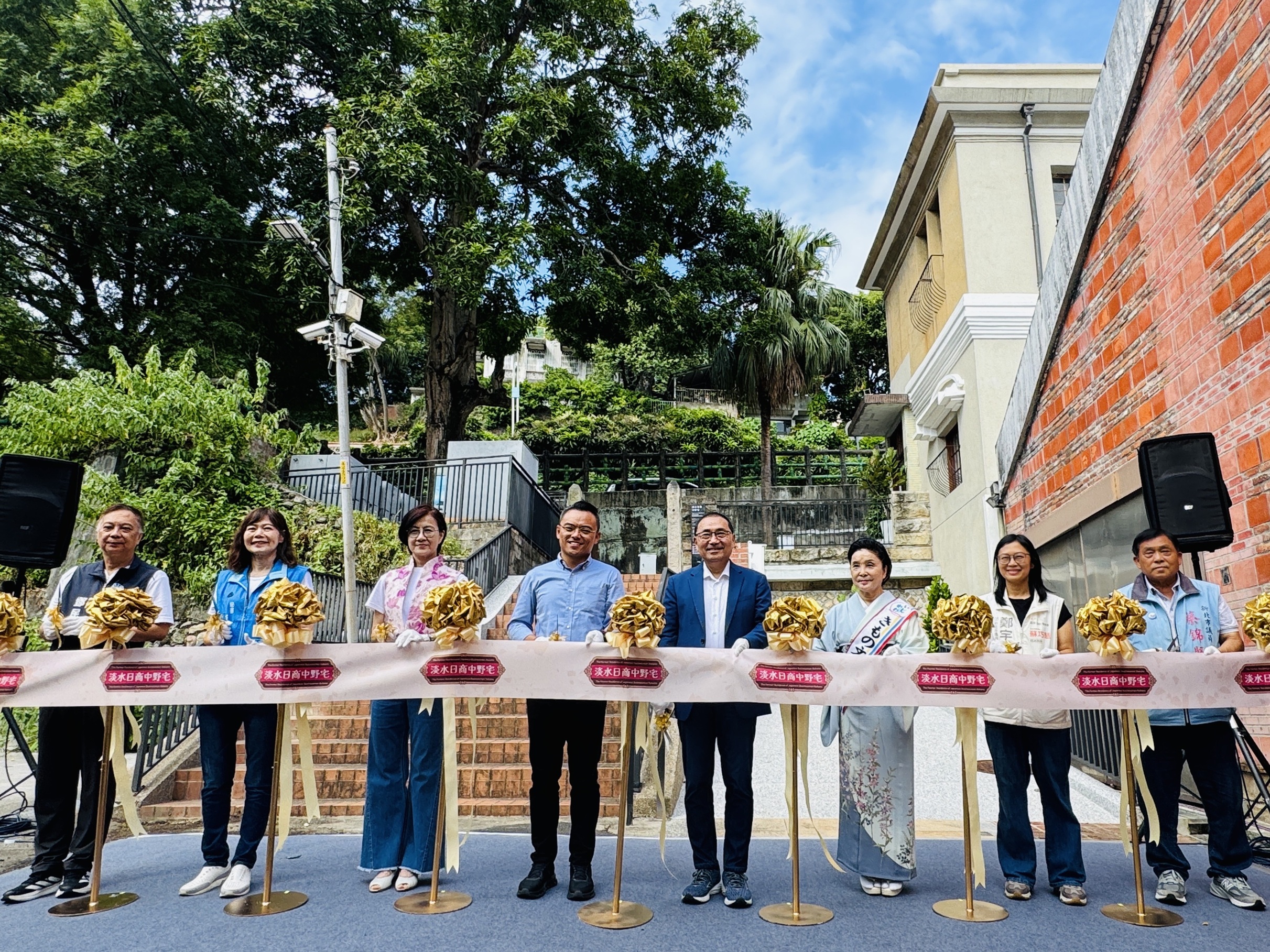 新北市定古蹟「淡水日商中野宅」於今（3）日正式開館，新北市長侯友宜親自主持剪綵儀式。