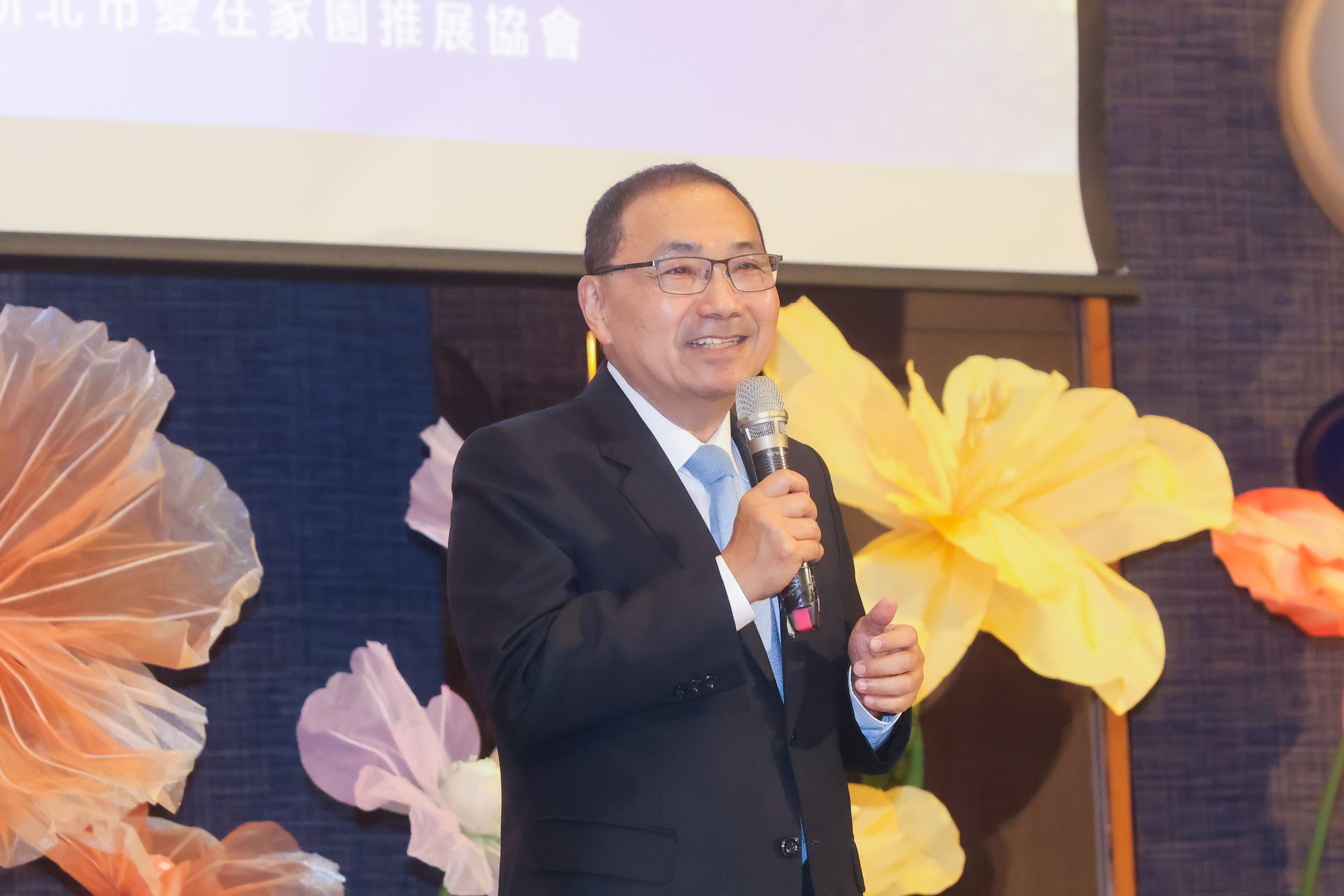 新北市政府今（20）日舉辦「第二屆兒少家外安置服務感恩會」。