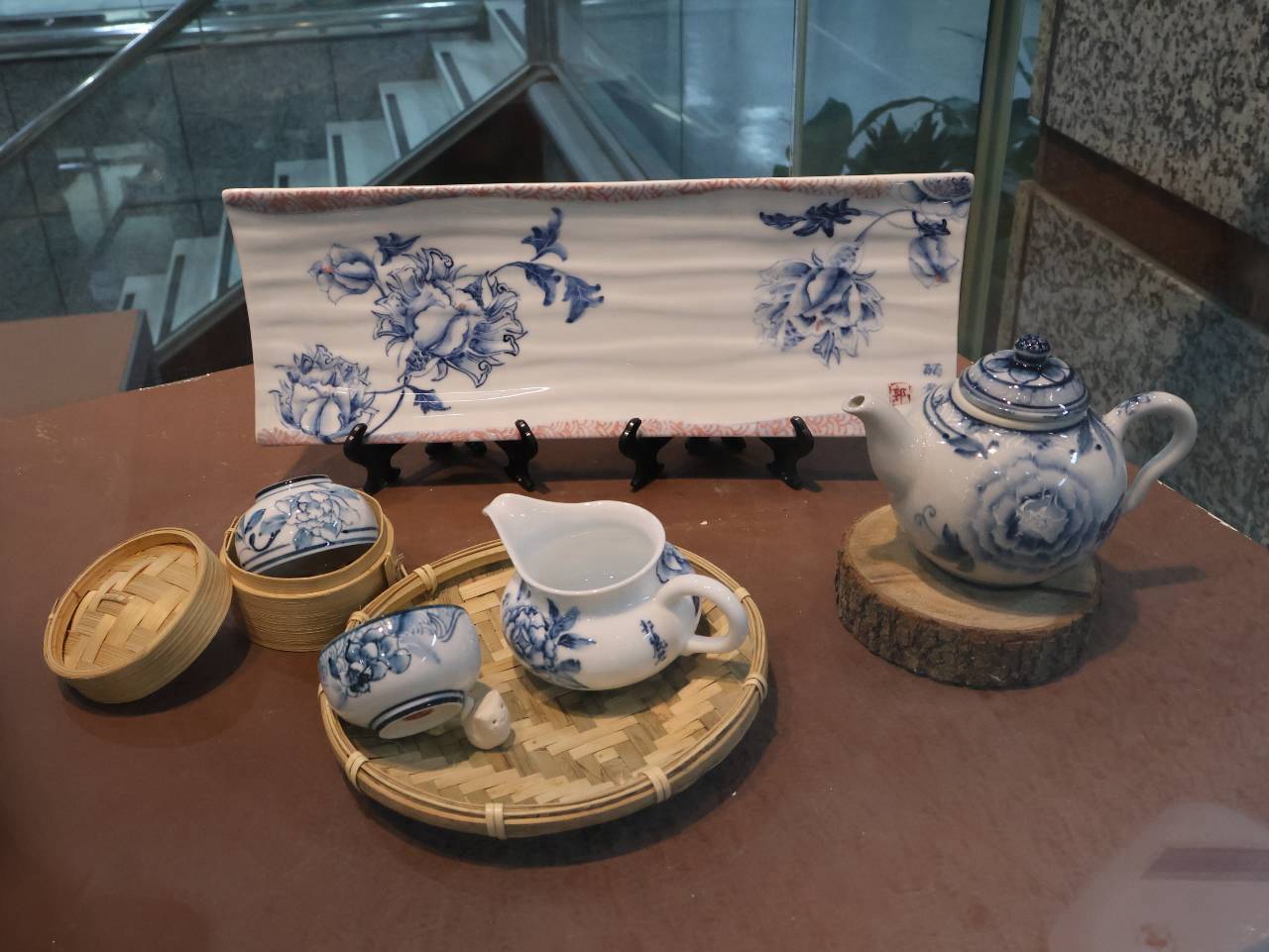 札染作品-陶器