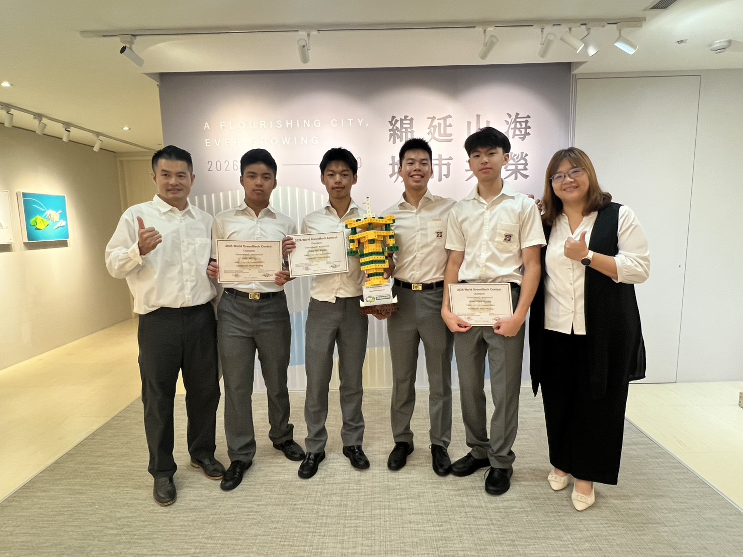 新北市康橋高中參加「2026世界機關王大賽」世界賽，勇奪「GM進階組國中組」世界冠軍