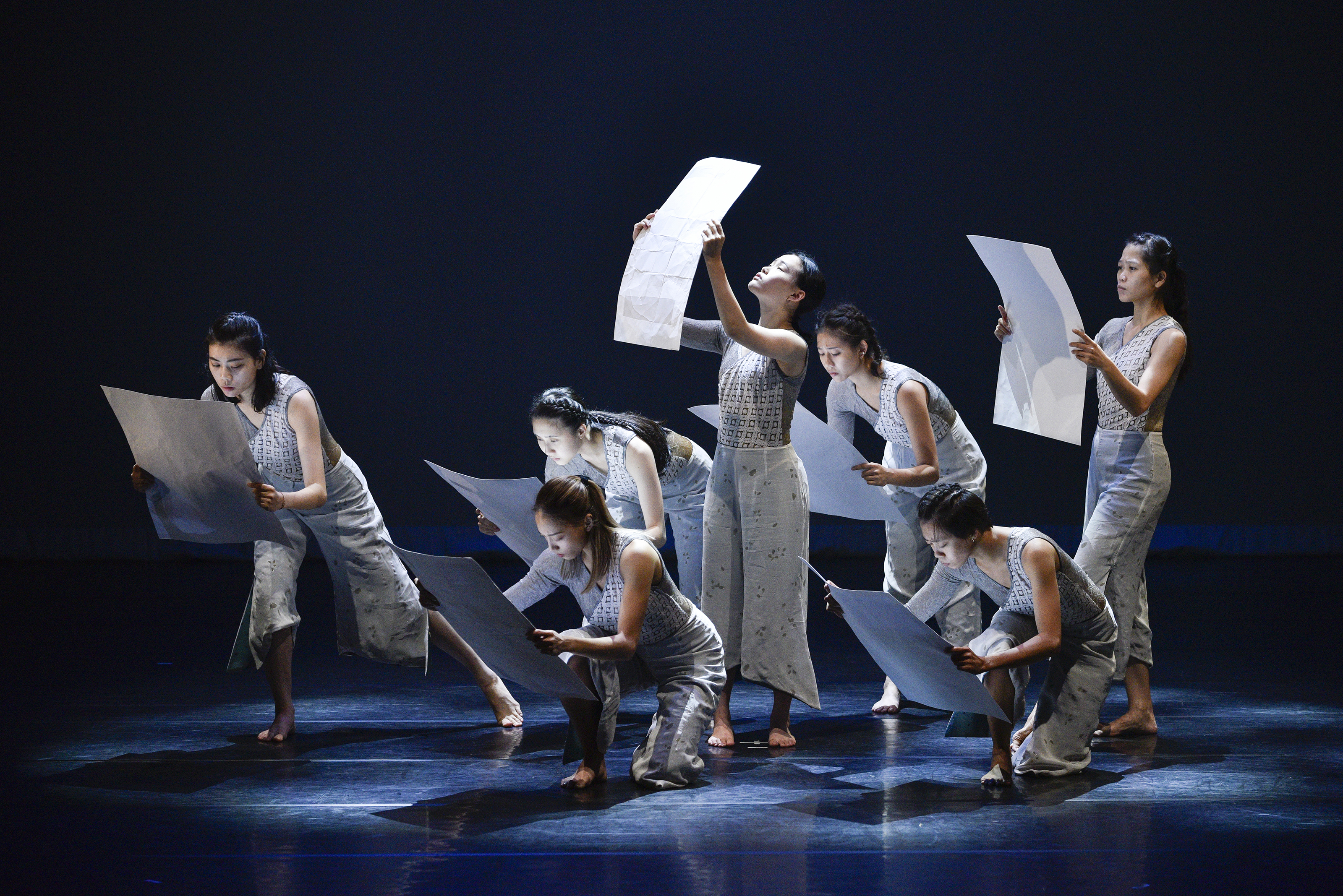 115年11月14日開幕式邀請新北市傑出表演團隊「水影舞集」演出。