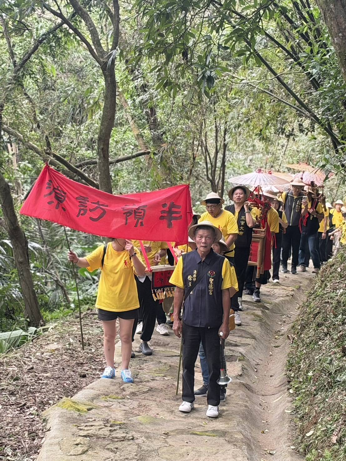 4.	眾多信眾參與活動
