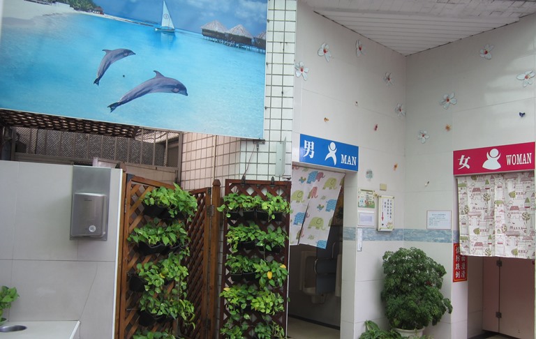 中國石油廣福路加油站公廁融入當地桐花元素提升環境素養