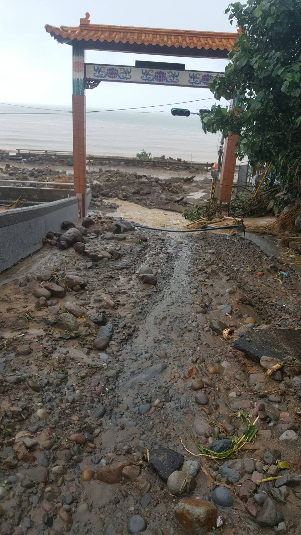 0602豪雨濆水路災害照1