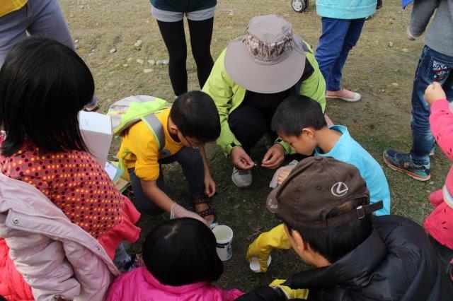 建立孩子們珍惜水資源與保護濕地的正確態度
