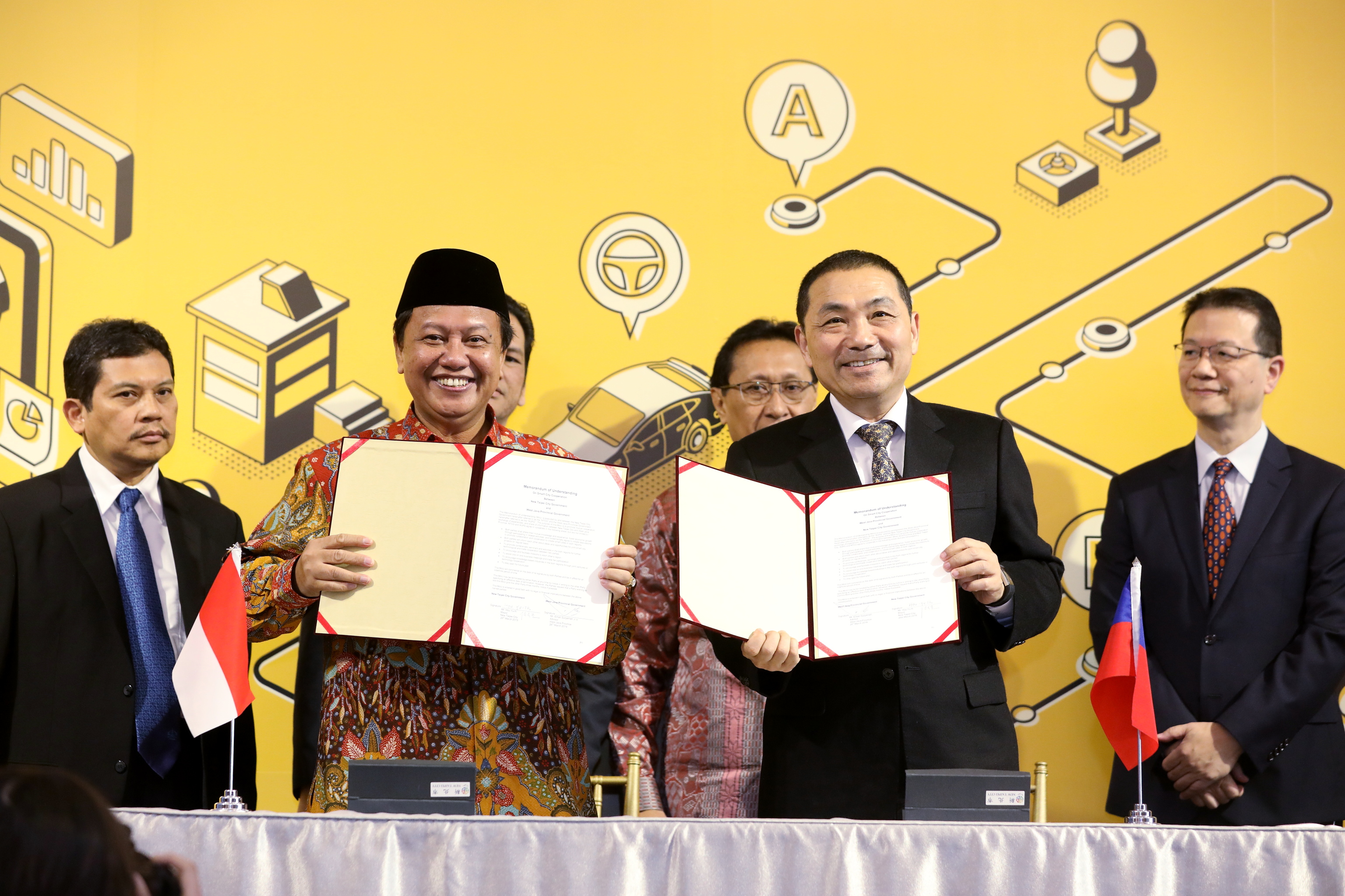 侯市長代表新北市政府與印尼西爪哇省簽署合作備忘錄
